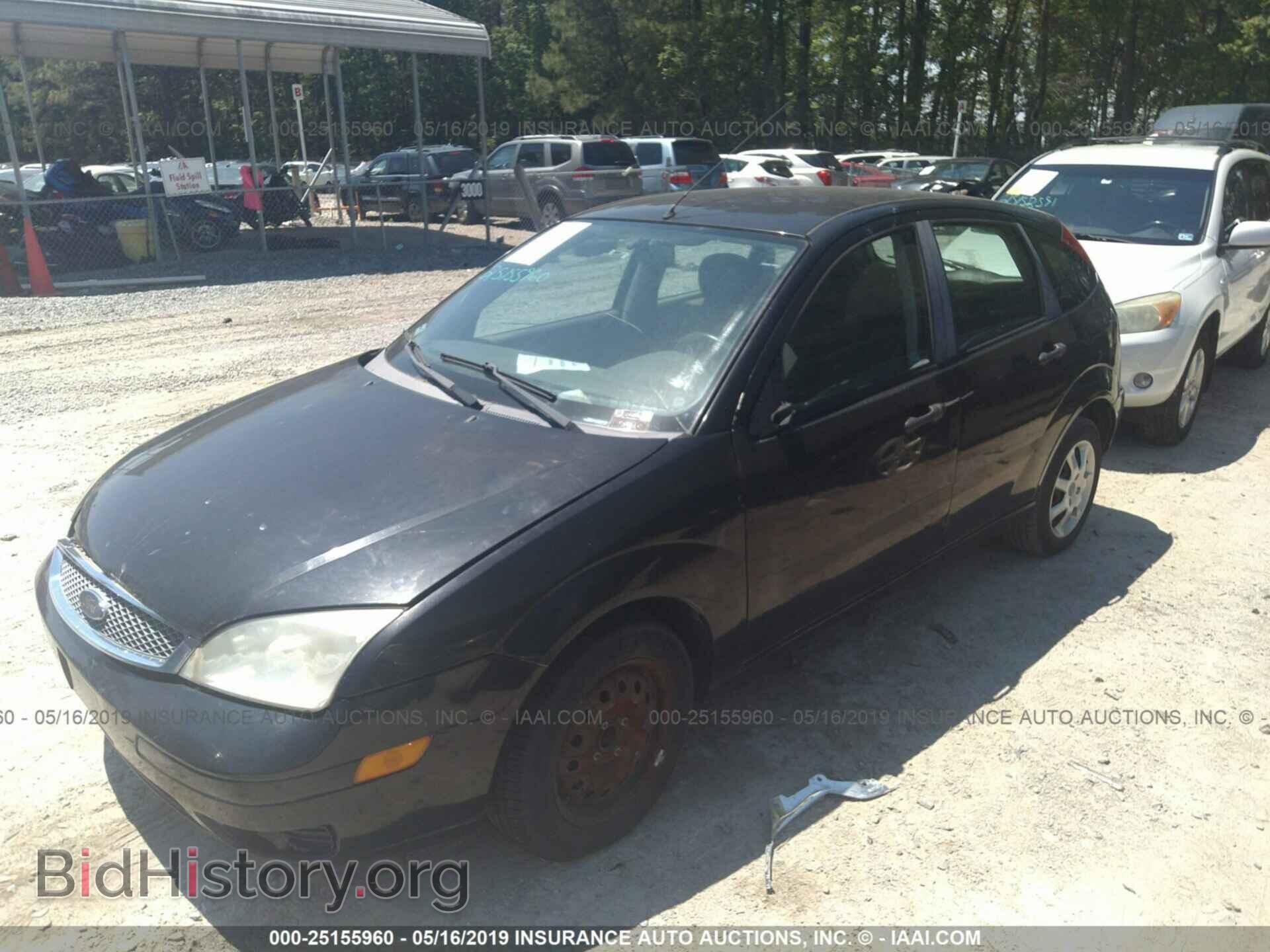 2005 FORD FOCUS - VIN: 3FAFP37N65R127230 - Photo 2