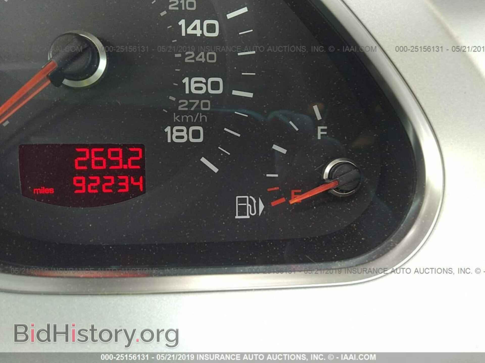 2010 AUDI A6 - VIN: WAUKGAFB2AN071804 - Фото 7