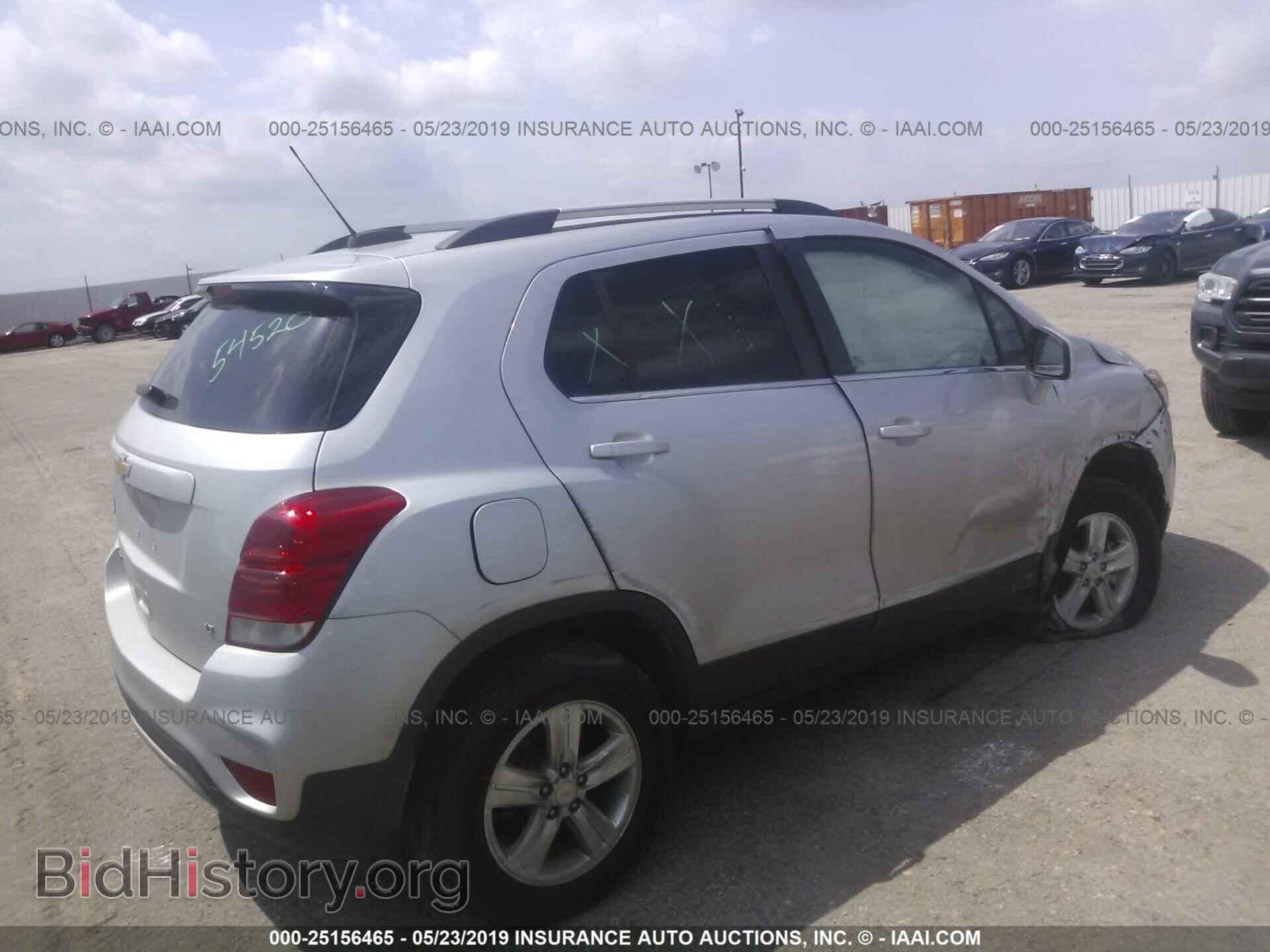 2017 CHEVROLET TRAX - VIN: 3GNCJPSB5HL131304 - Фото 4