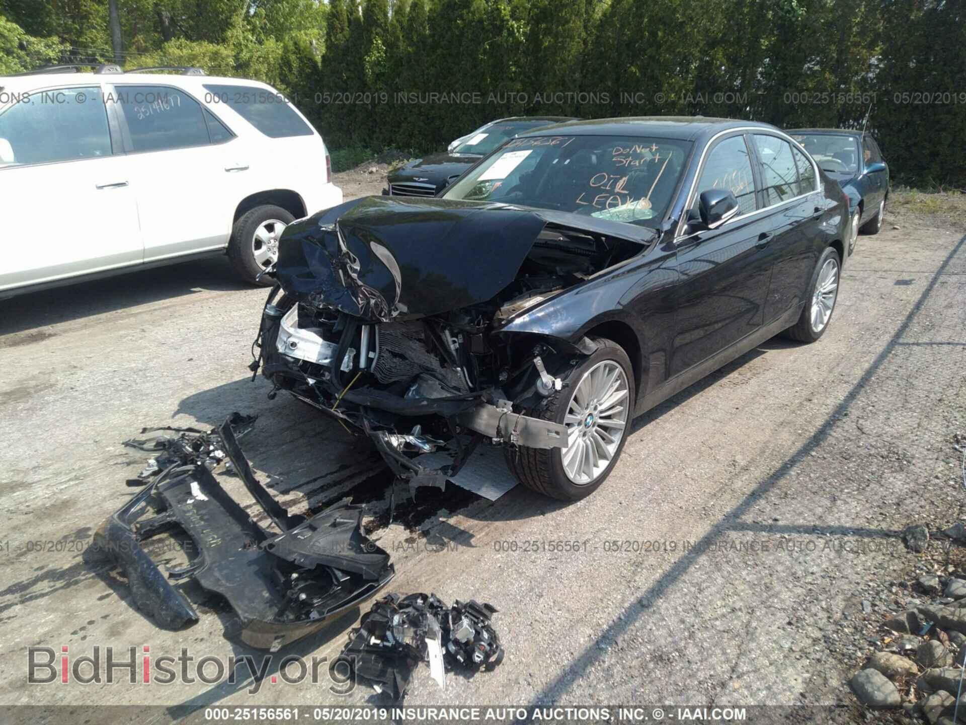 2013 BMW 328 - VIN: WBA3B5G59DNS04582 - Фото 2