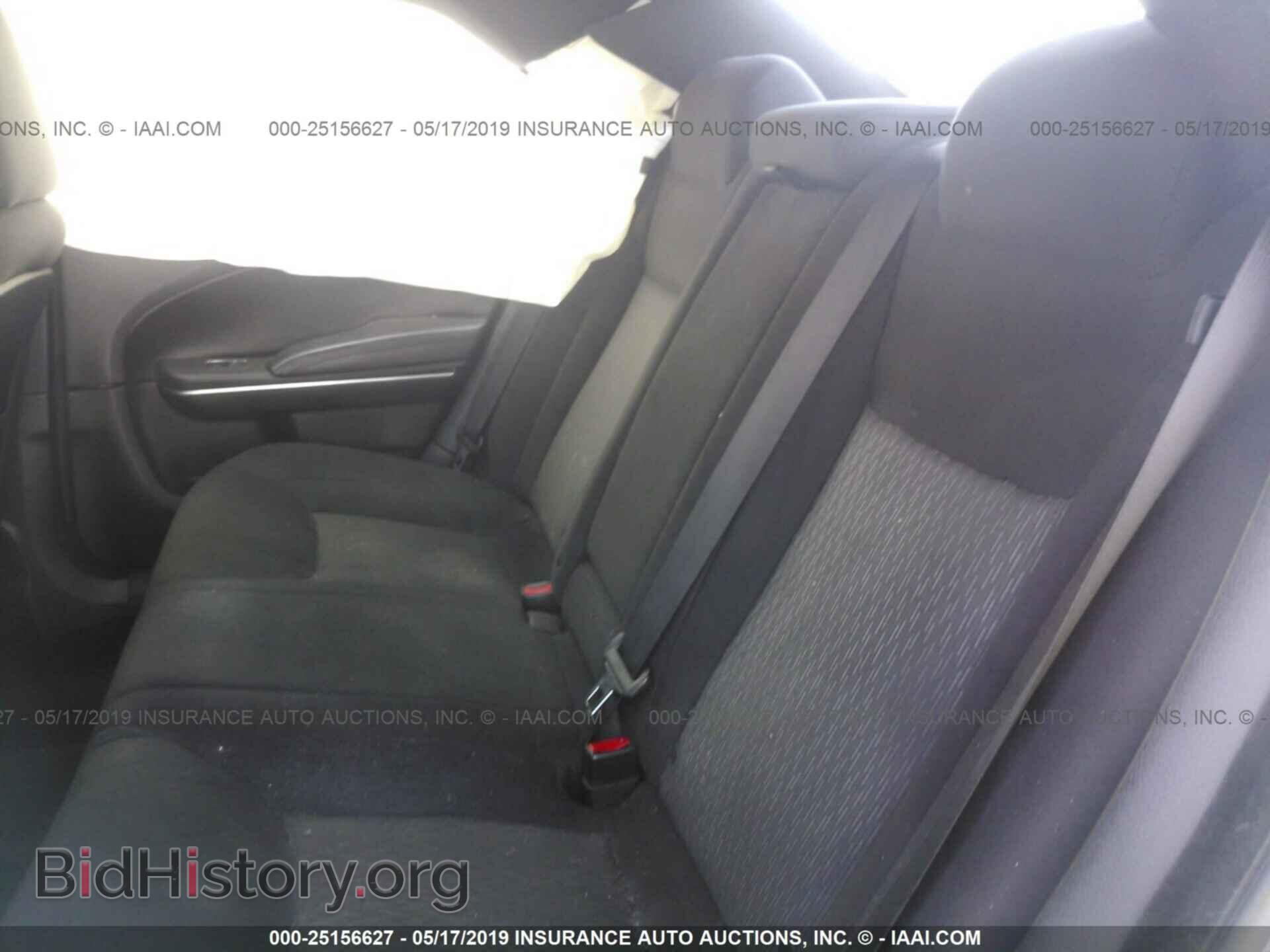 2012 CHRYSLER 300 - VIN: 2C3CCAAG3CH312601 - Фото 8