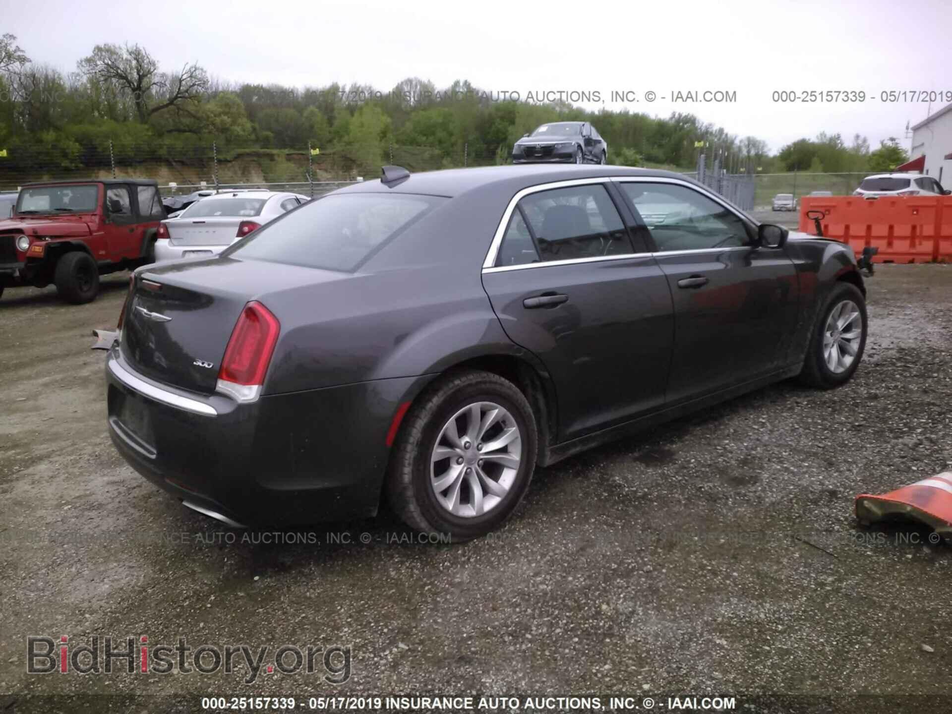 2015 CHRYSLER 300 - VIN: 2C3CCAAG8FH766931 - Фото 4