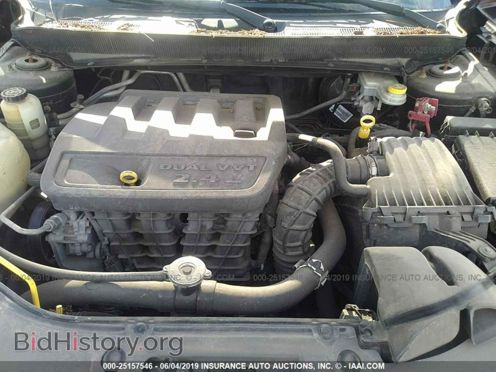 2010 CHRYSLER SEBRING - VIN: 1C3CC5FB4AN213200 - Фото 10