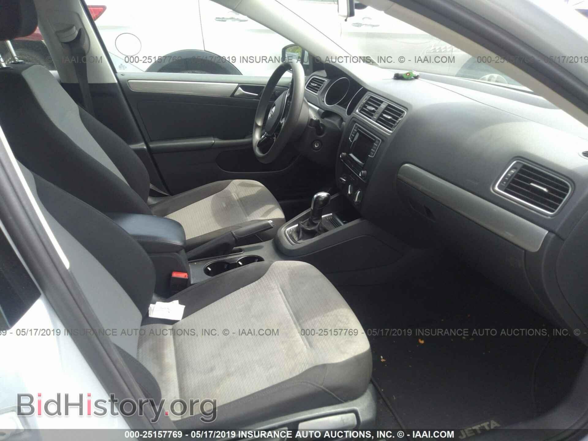 2017 VOLKSWAGEN JETTA - VIN: 3VW2B7AJ3HM285169 - Photo 5
