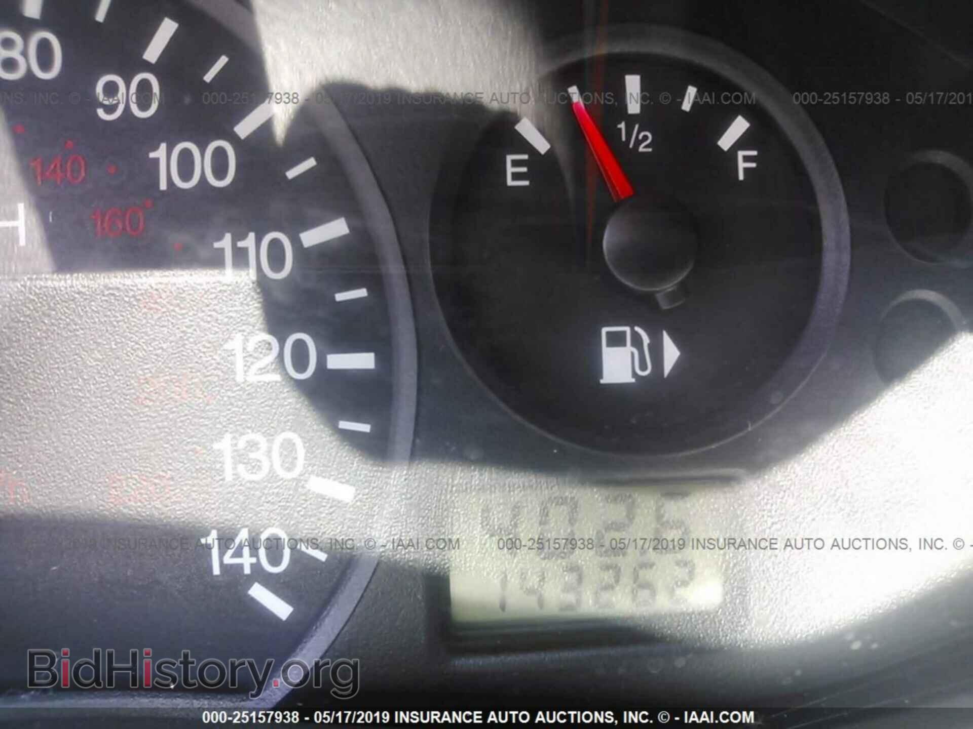 2005 FORD FOCUS - VIN: 3FAFP31N55R137692 - Фото 7