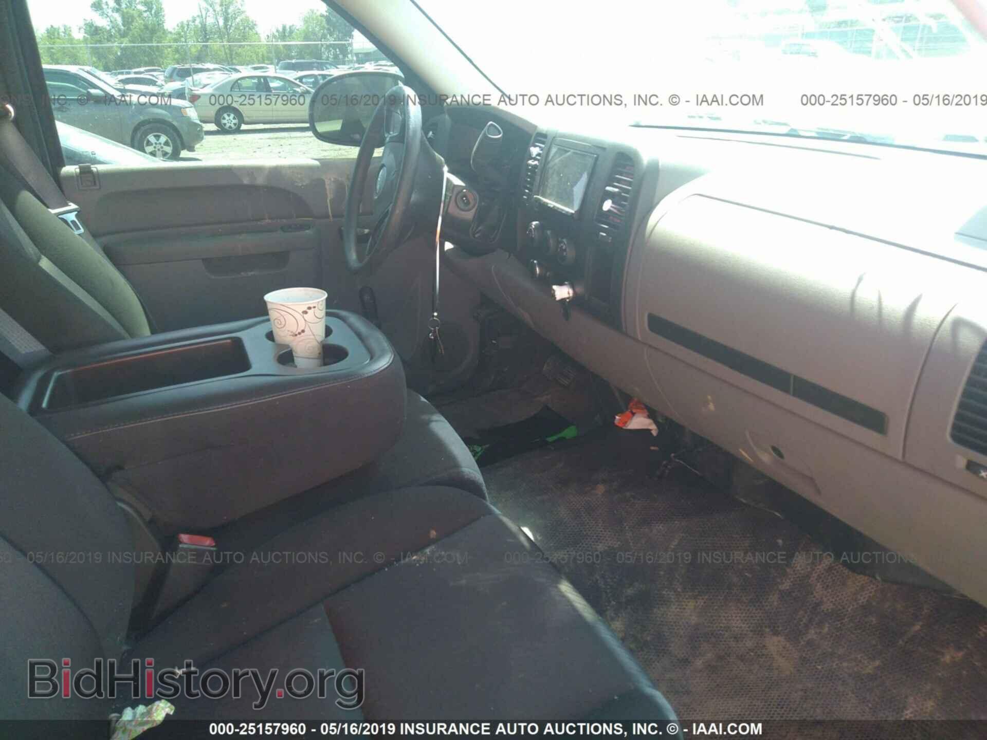 2011 GMC SIERRA - VIN: 1GTN1TEX2BZ400733 - Фото 5