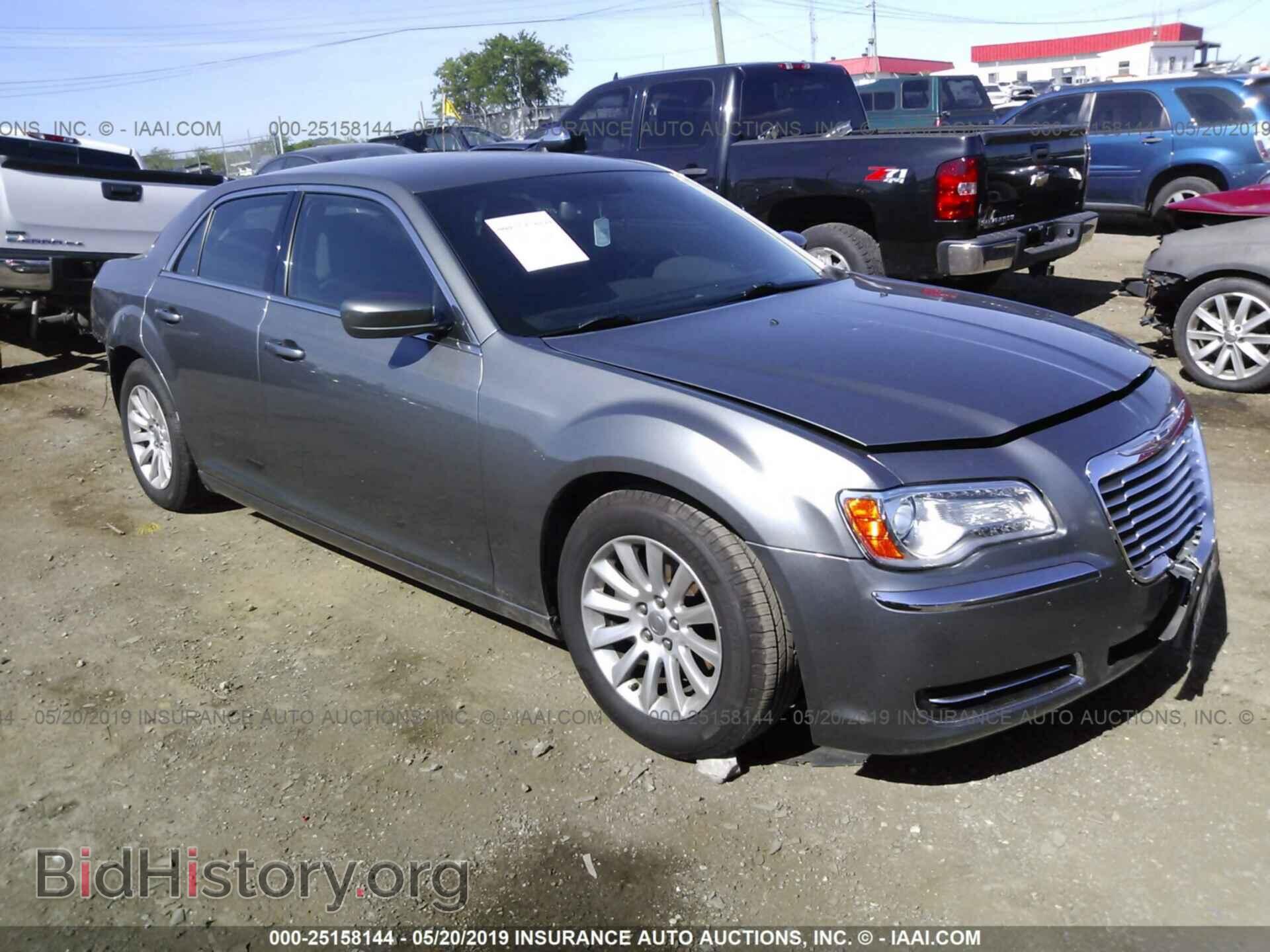 Фотография 2C3CCAAG9CH313302 - CHRYSLER 300 2012