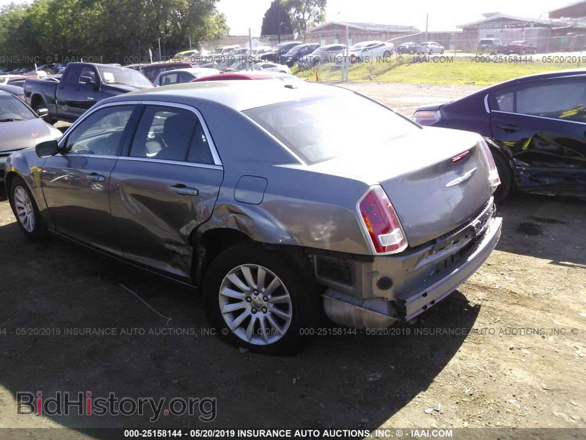 2012 CHRYSLER 300 - VIN: 2C3CCAAG9CH313302 - Фото 3