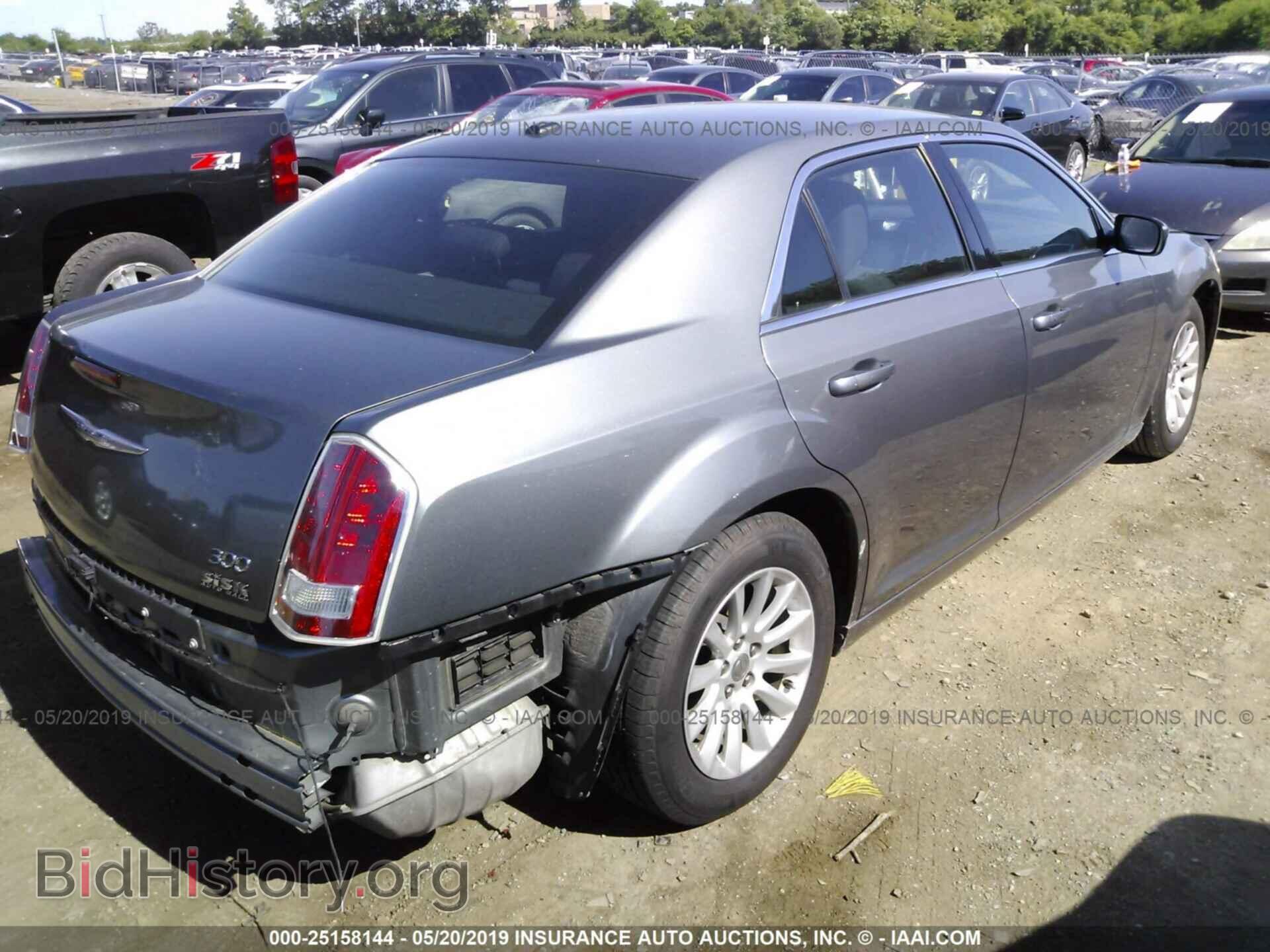 2012 CHRYSLER 300 - VIN: 2C3CCAAG9CH313302 - Фото 4