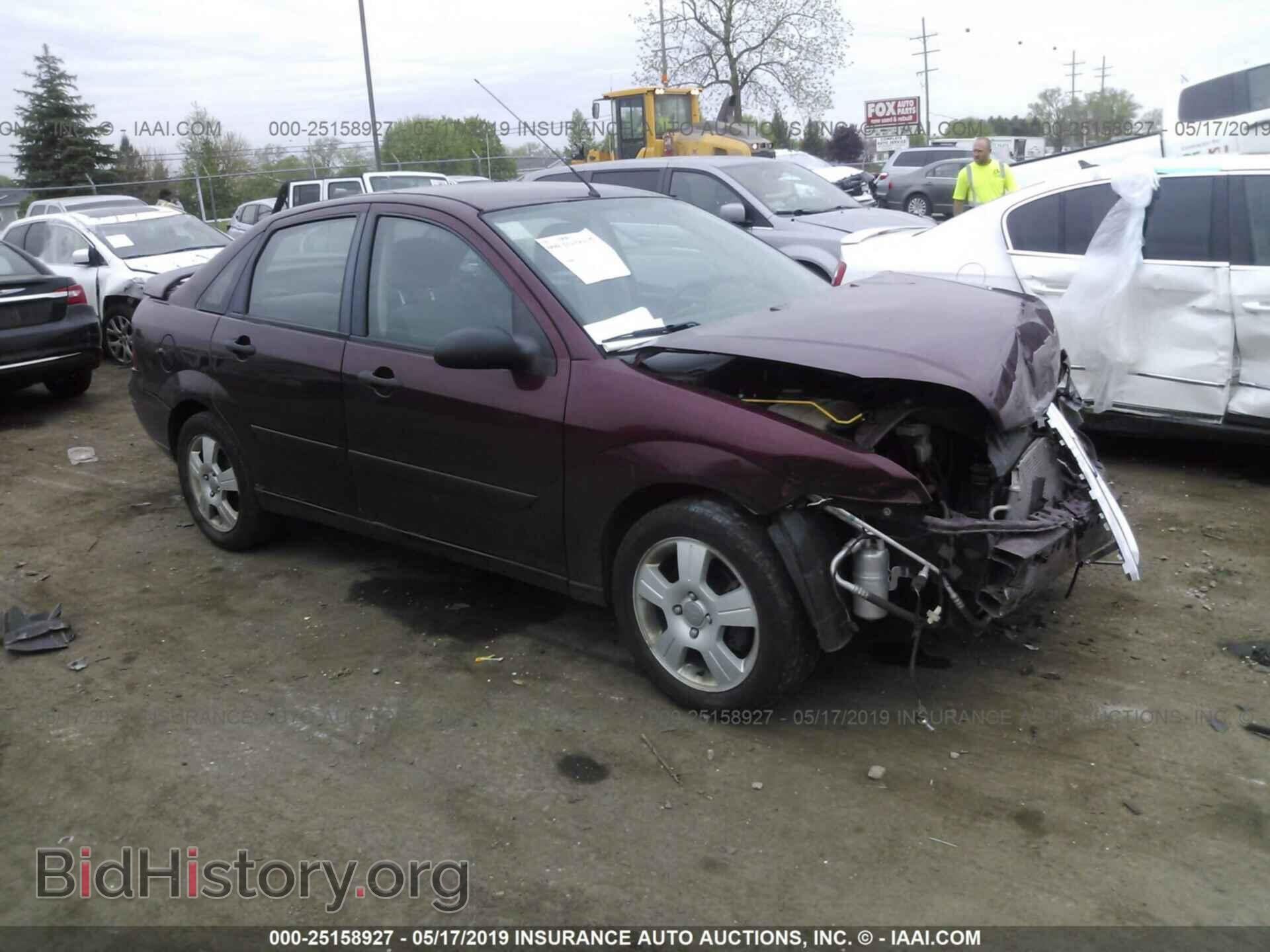 Photo 1FAHP34N47W351447 - FORD FOCUS 2007
