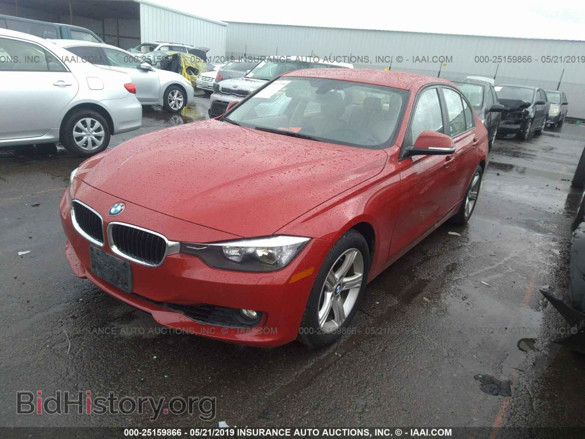 2015 BMW 328 - VIN: WBA3C1C51FK124127 - Фото 2