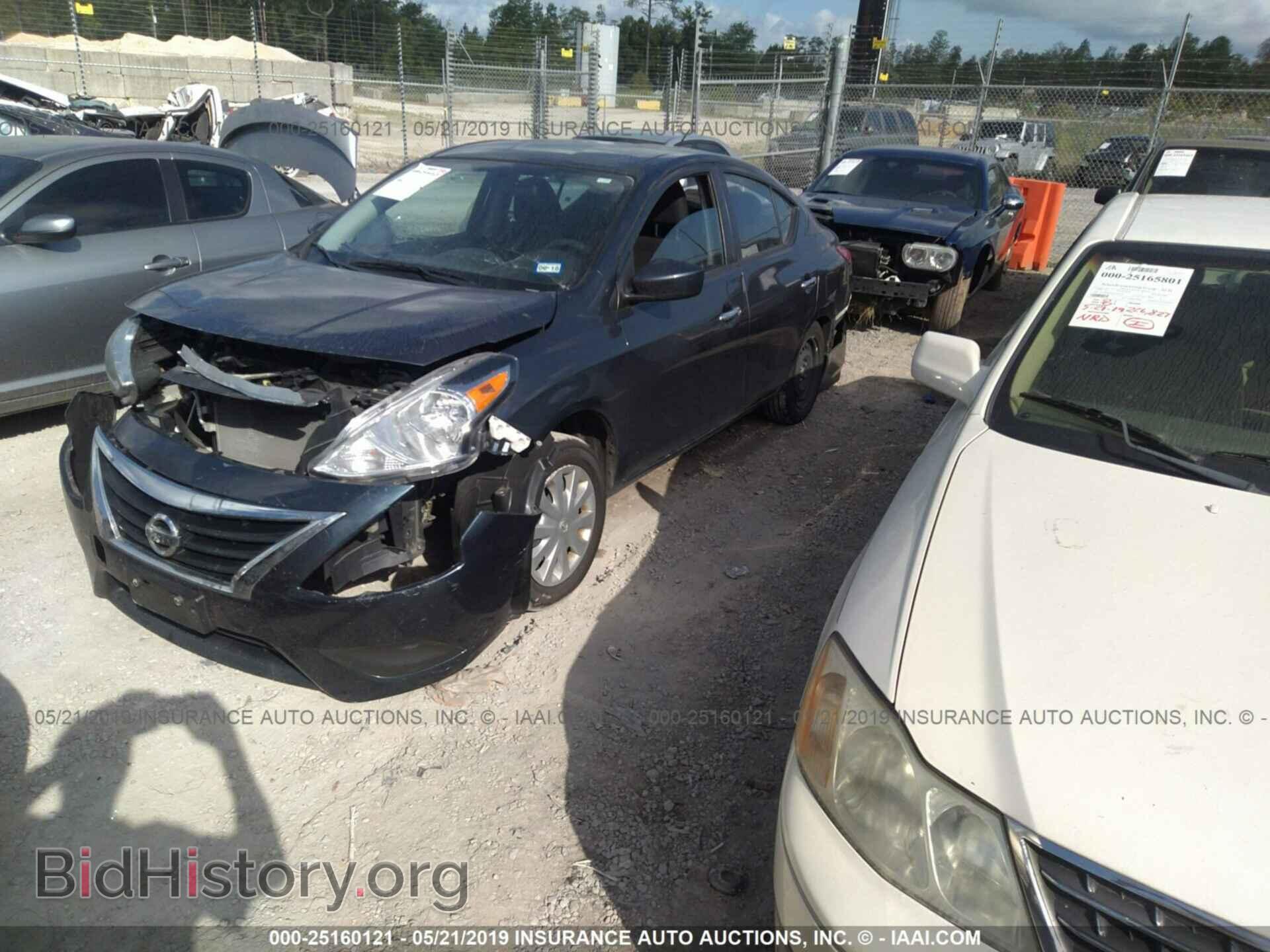 2017 NISSAN VERSA - VIN: 3N1CN7AP3HL807679 - Photo 2