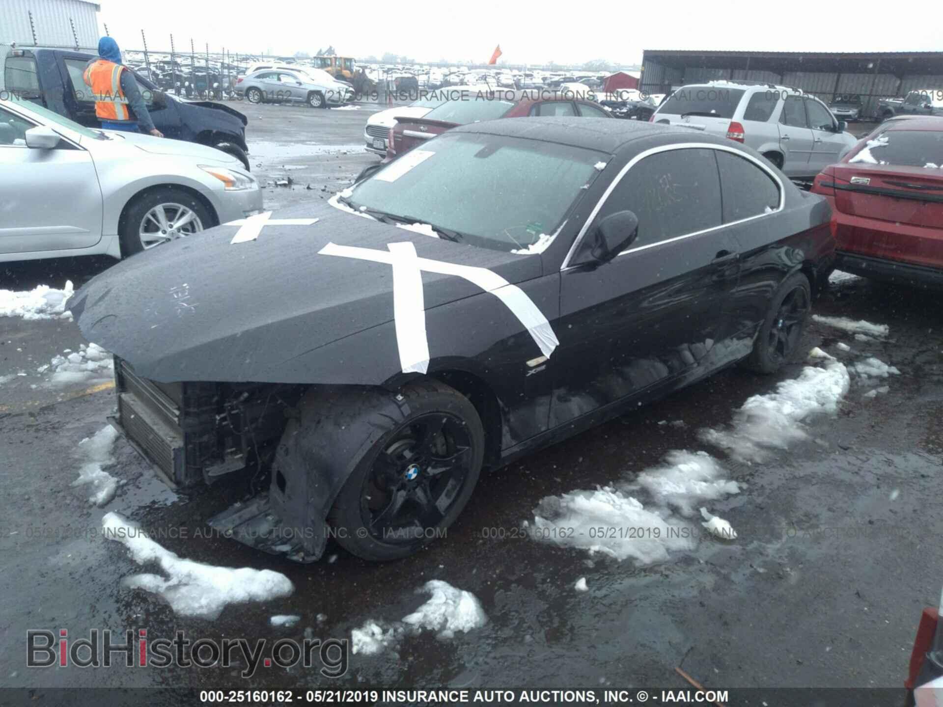 2011 BMW 335 - VIN: WBAKF9C52BE619317 - Фото 2