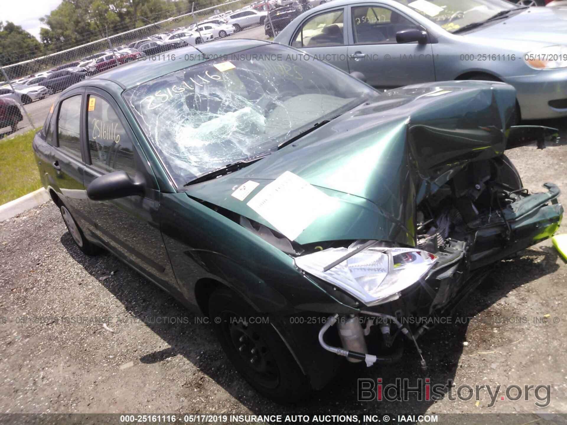 Photo 1FAFP33P7YW413077 - FORD FOCUS 2000