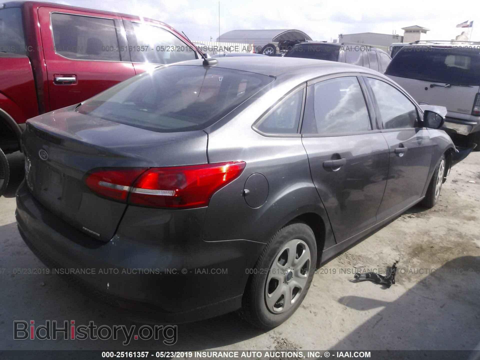 2016 FORD FOCUS - VIN: 1FADP3E2XGL252894 - Photo 4