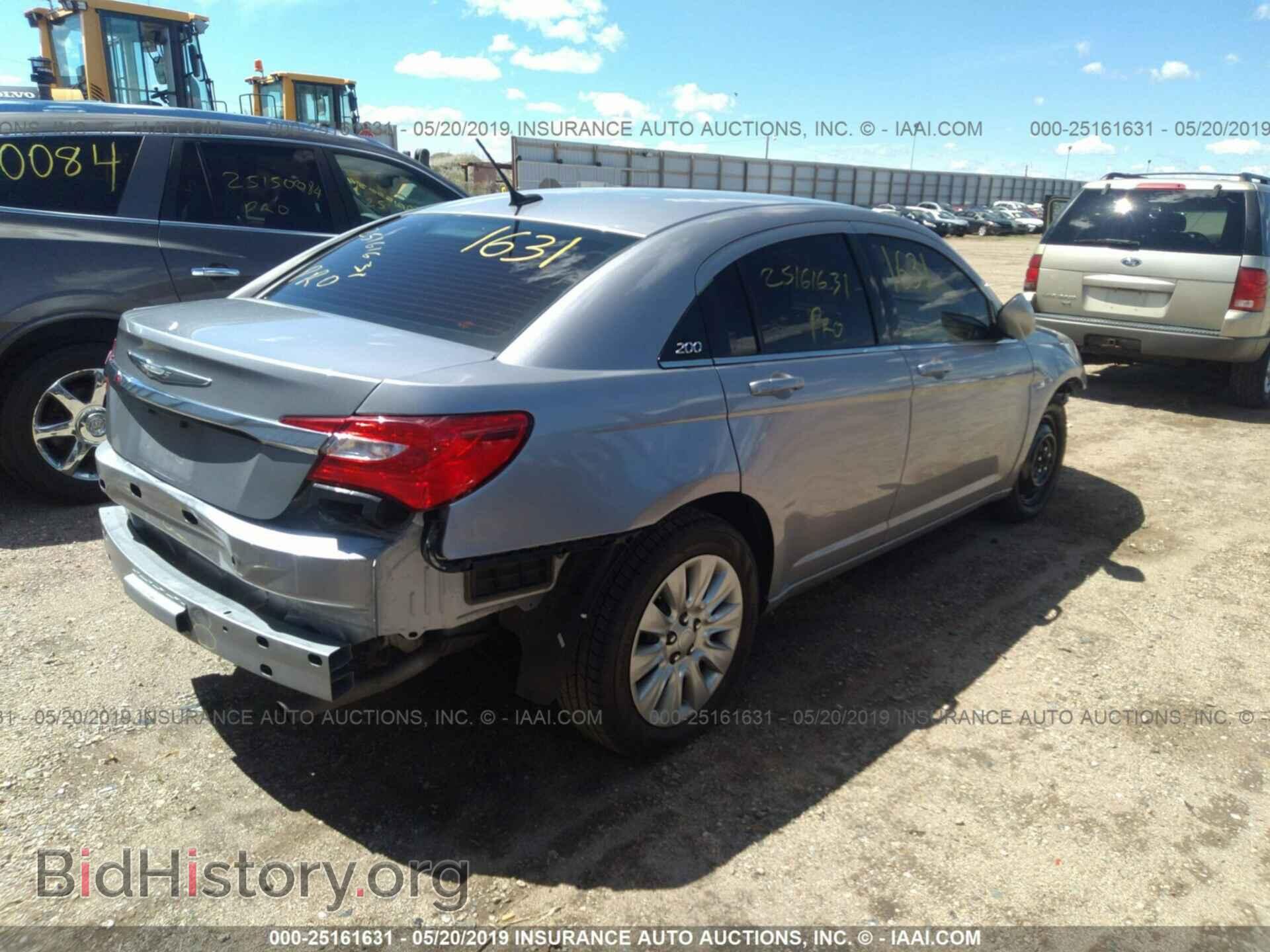 2014 CHRYSLER 200 - VIN: 1C3CCBAB8EN210781 - Фото 4