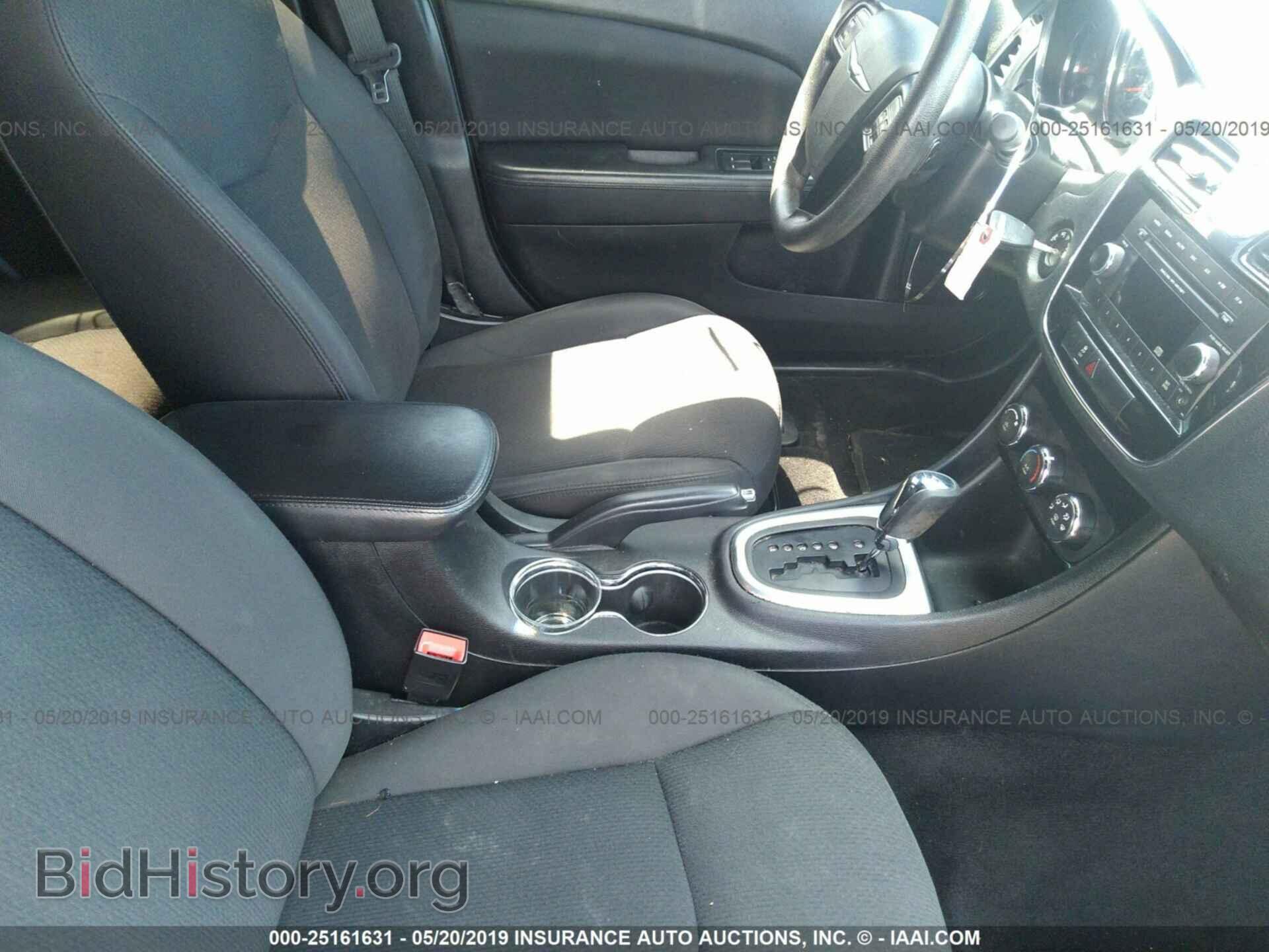 2014 CHRYSLER 200 - VIN: 1C3CCBAB8EN210781 - Фото 5