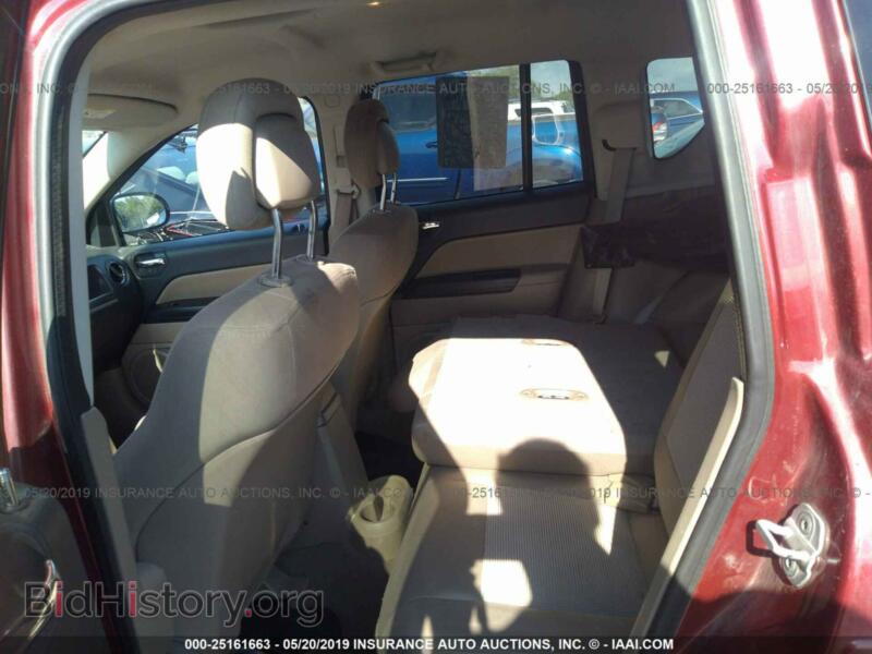 2012 Jeep COMPASS (VIN 1C4NJDBB3CD559094) — фото 8 из 10