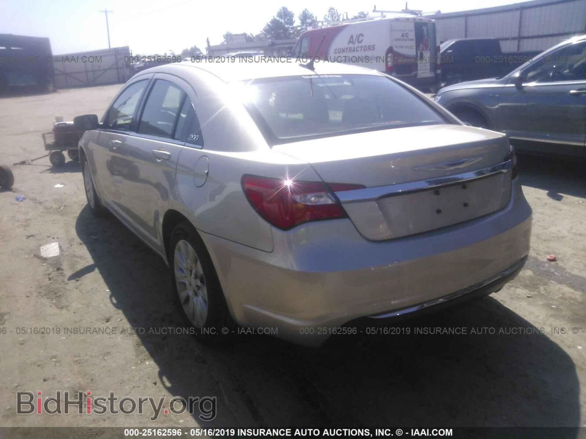 2014 CHRYSLER 200 - VIN: 1C3CCBAG2EN103690 - Фото 3