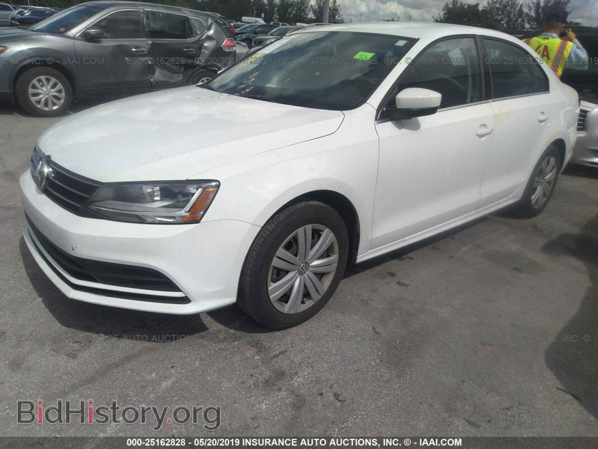 2017 VOLKSWAGEN JETTA - VIN: 3VW2B7AJ6HM348992 - Фото 2