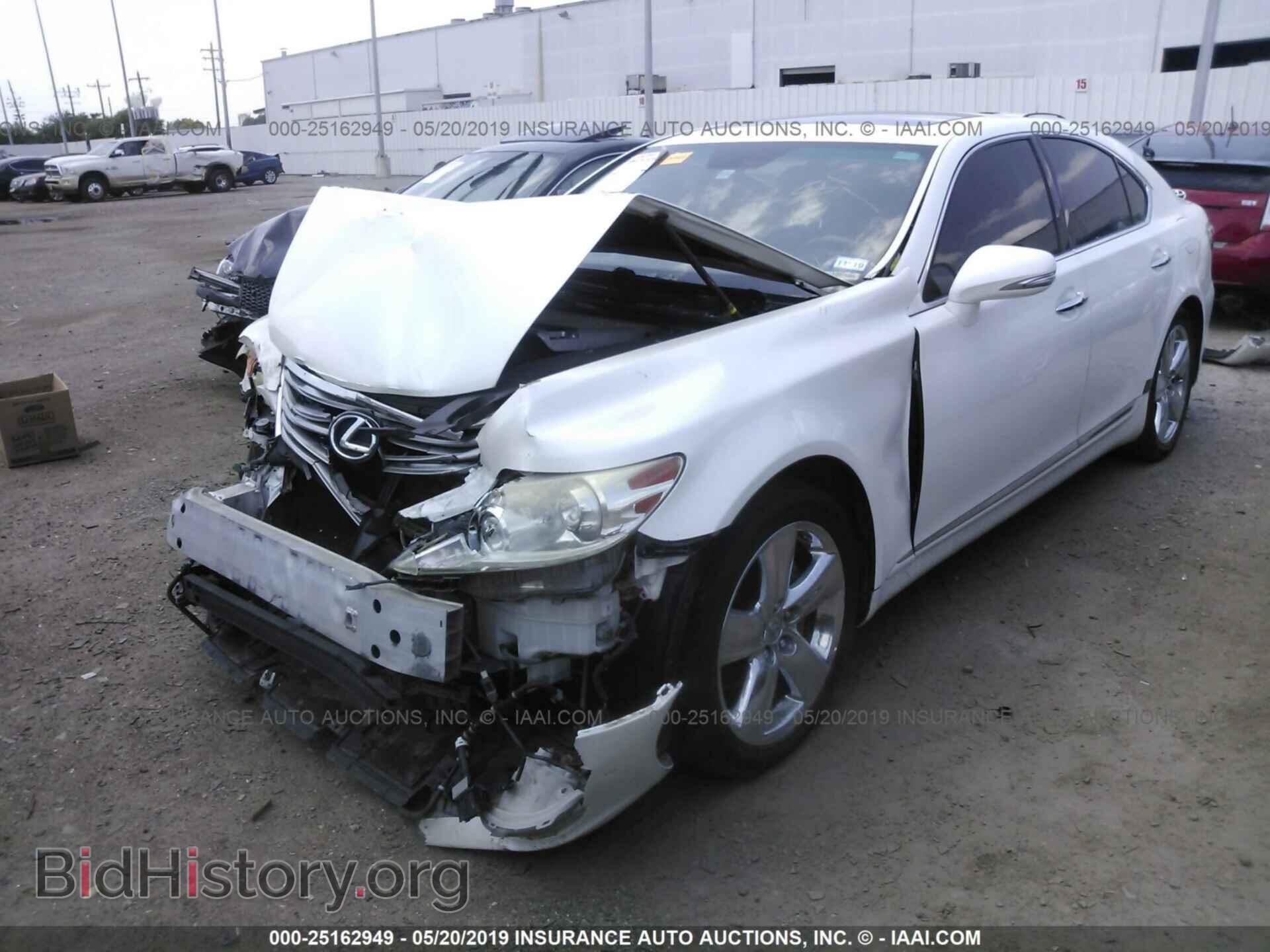 2010 LEXUS LS - VIN: JTHBL5EF2A5098168 - Photo 2