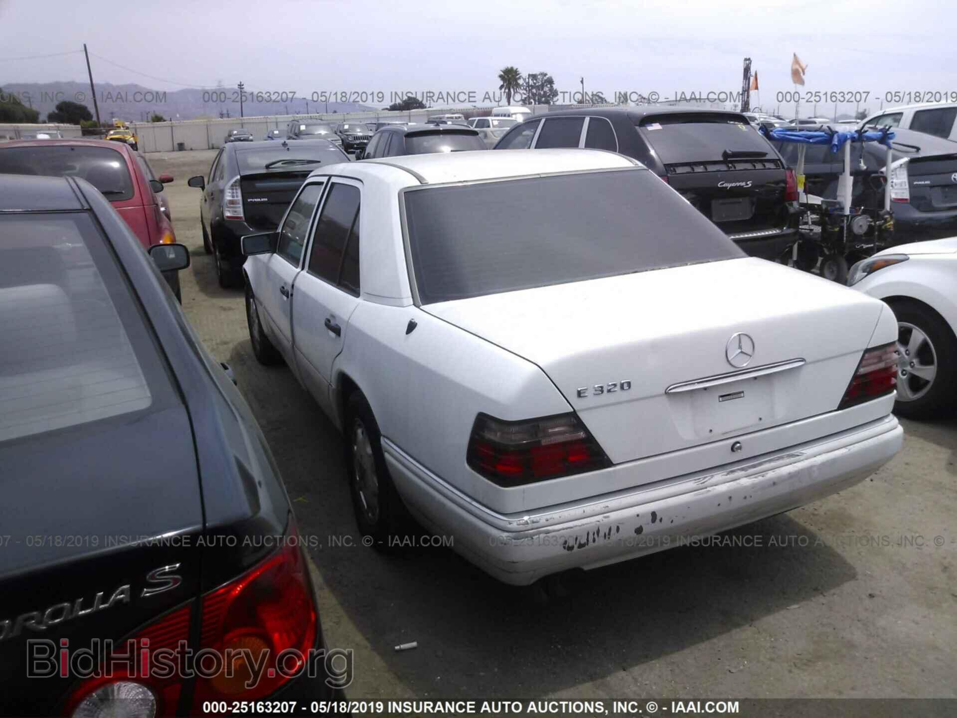 1994 MERCEDES-BENZ E - VIN: WDBEA32E4RC060967 - Фото 3