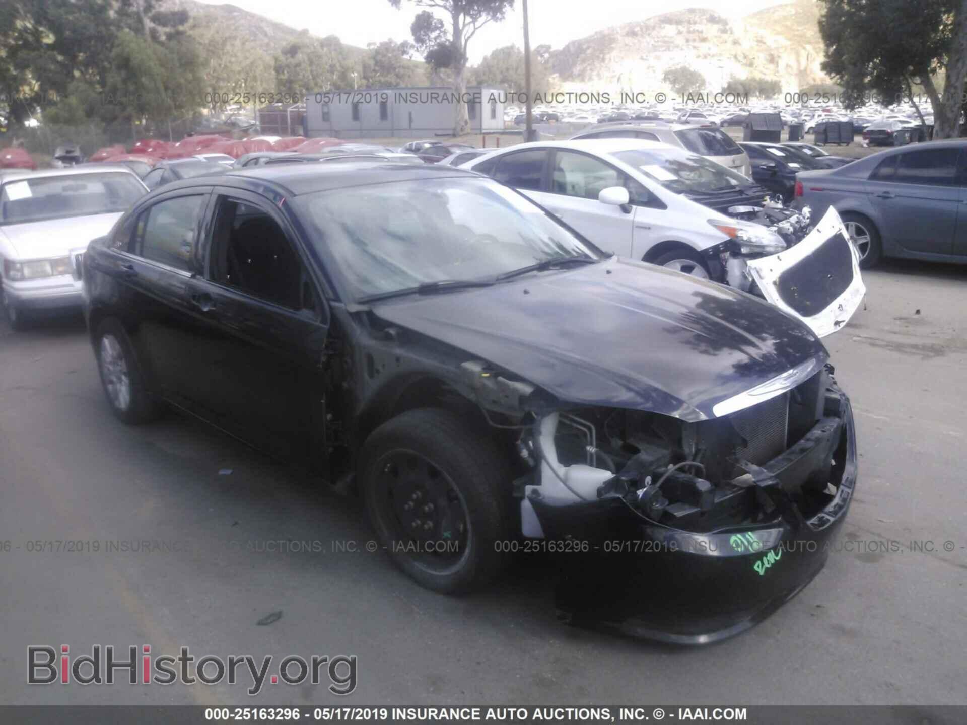 Фотография 1C3CCBAB4EN124660 - Chrysler 200 2014