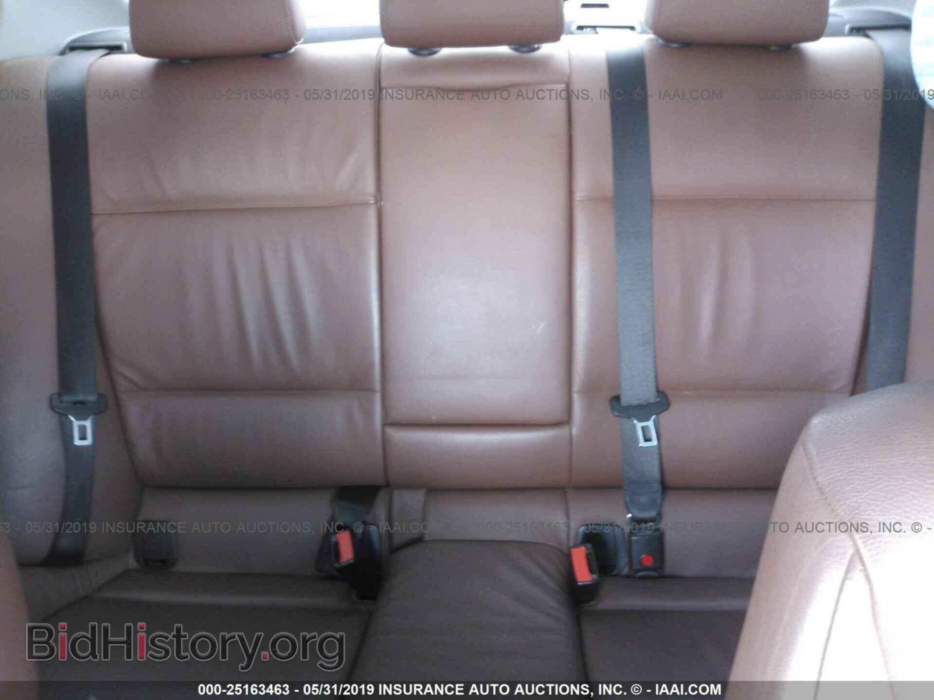 2006 BMW 330 - VIN: WBAVB33516PS16526 - Фото 8