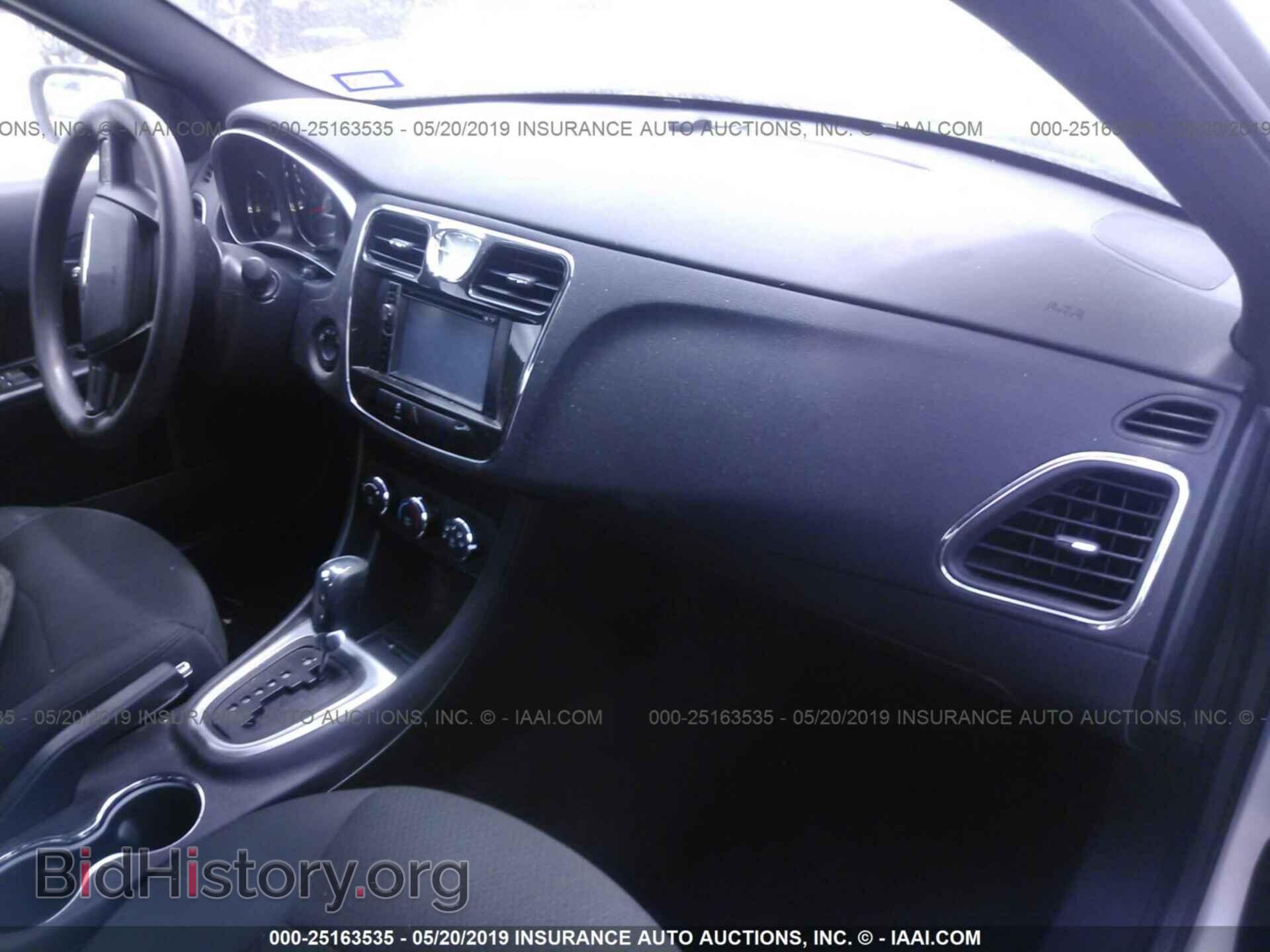 2011 CHRYSLER 200 - VIN: 1C3BC4FB3BN521689 - Photo 5
