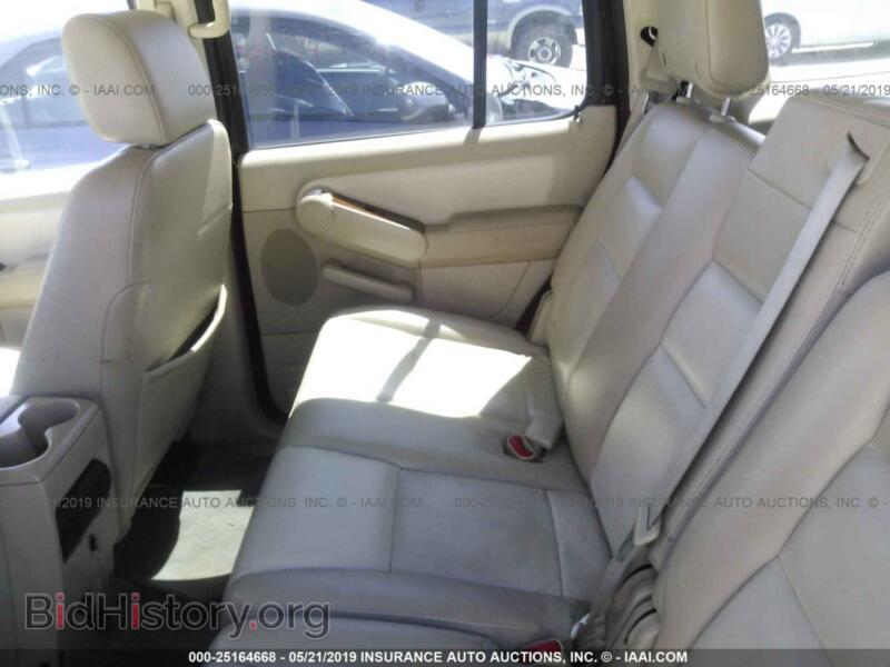 2006 Ford EXPLORER (VIN 1FMEU74E26UA43793) — photo 8 of 10