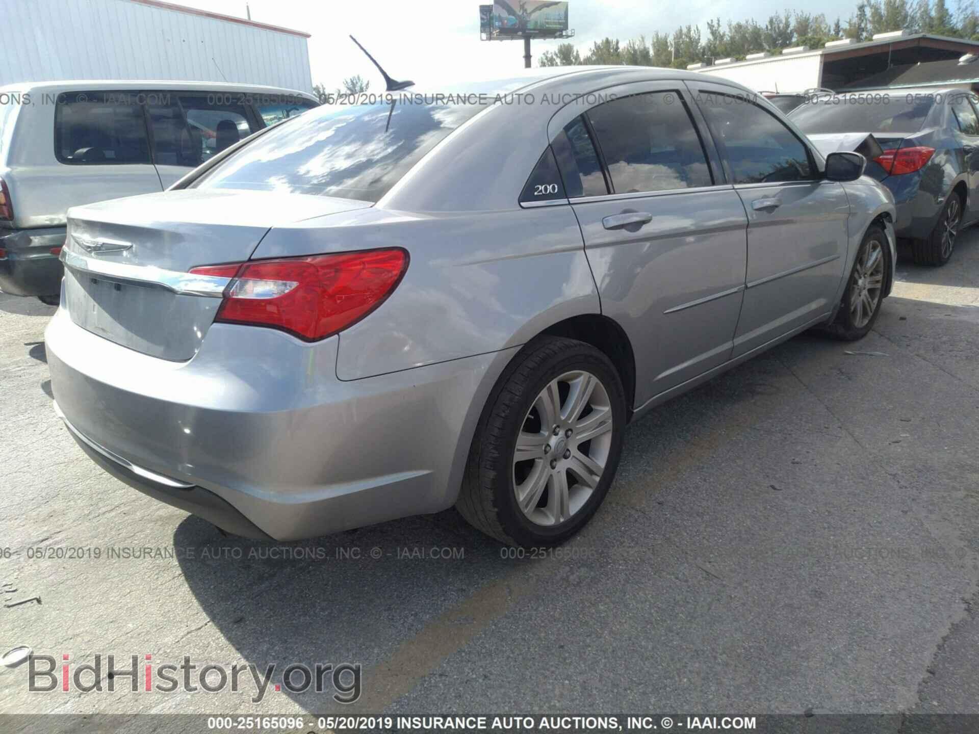 2013 CHRYSLER 200 - VIN: 1C3CCBBB3DN714037 - Photo 4