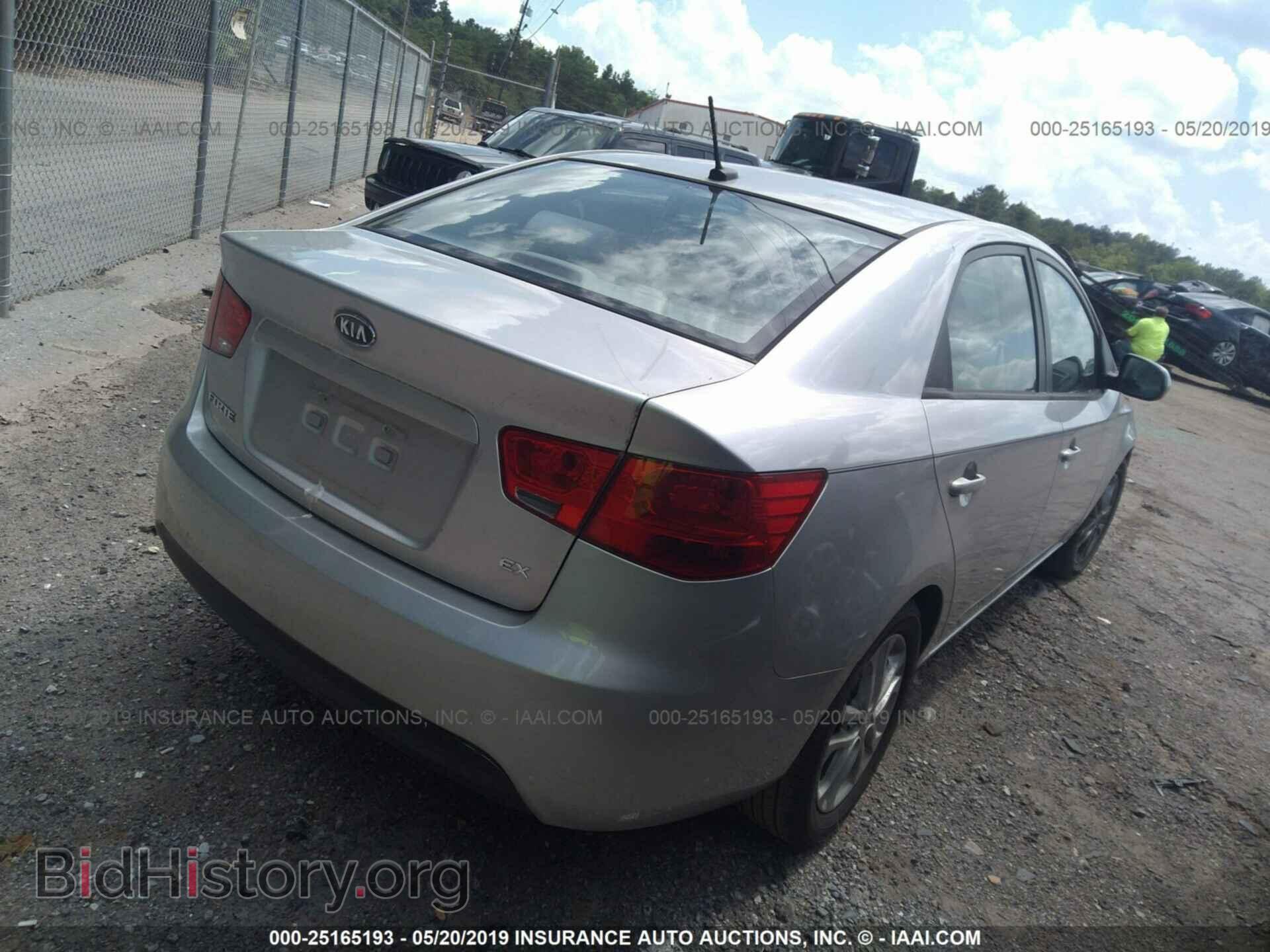 2011 KIA FORTE - VIN: KNAFU4A29B5339073 - Фото 4