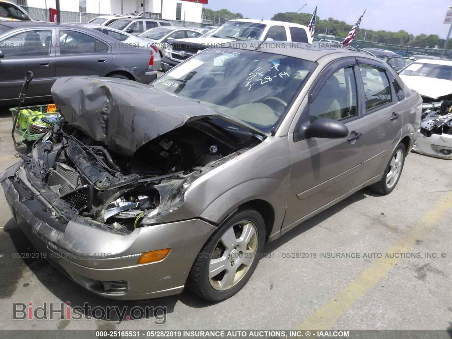 2005 FORD FOCUS - VIN: 1FAFP34N25W178984 - Фото 2