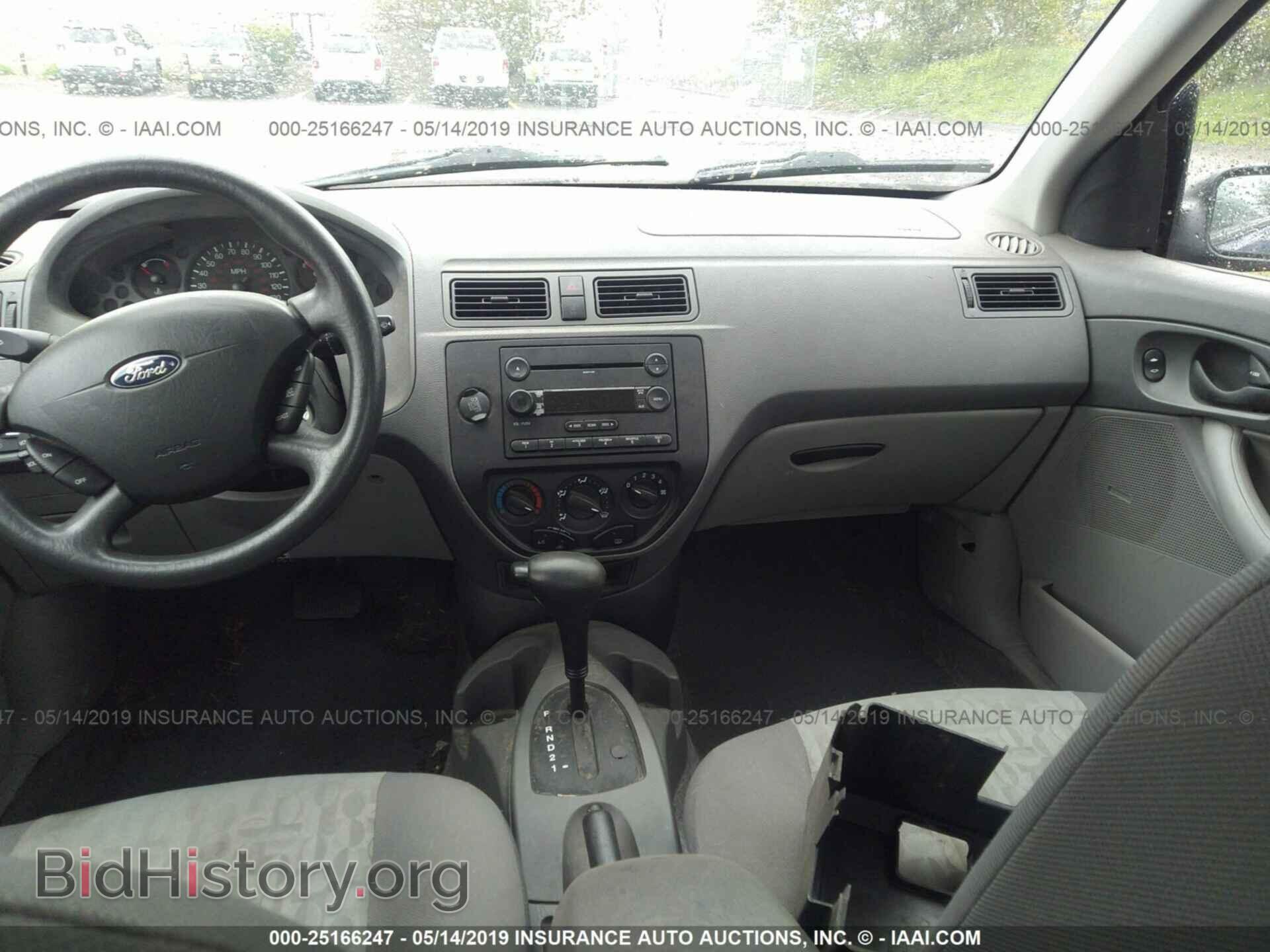 2005 FORD FOCUS - VIN: 1FAFP34N25W183165 - Фото 5