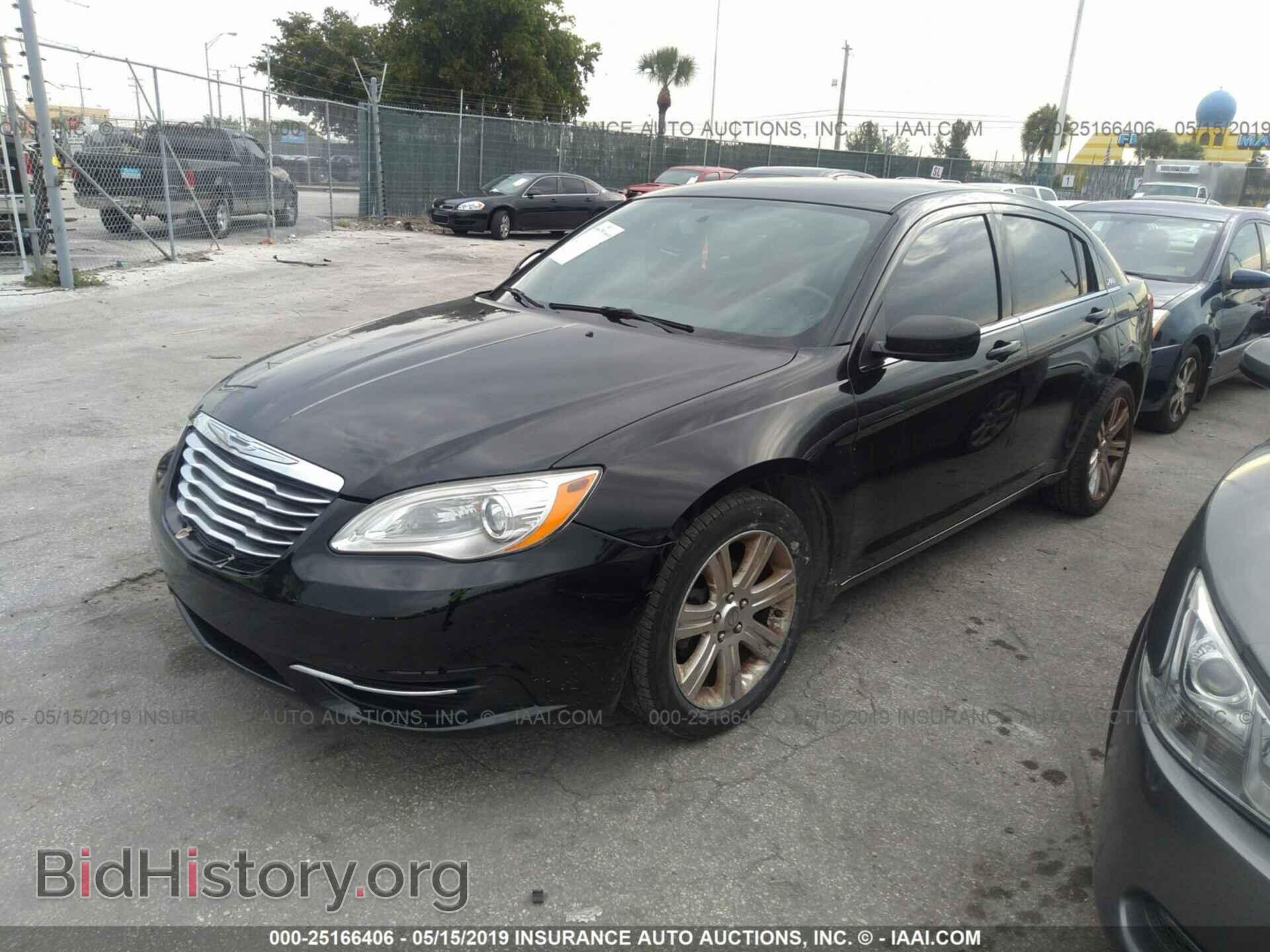 2012 CHRYSLER 200 - VIN: 1C3CCBBB3CN288980 - Photo 2