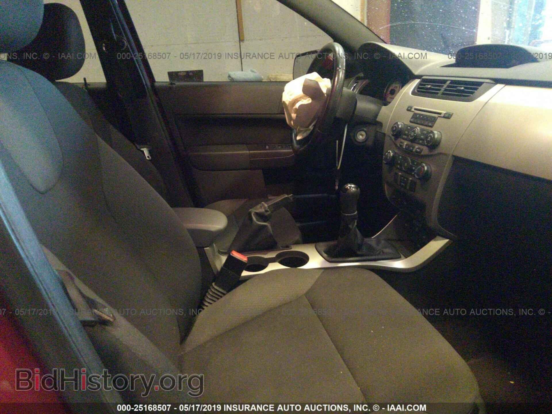 2009 FORD FOCUS - VIN: 1FAHP36NX9W177352 - Фото 5