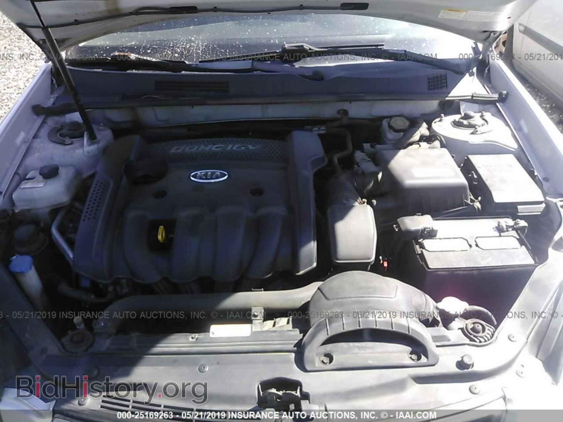 2007 KIA OPTIMA - VIN: KNAGE123475143220 - Фото 10
