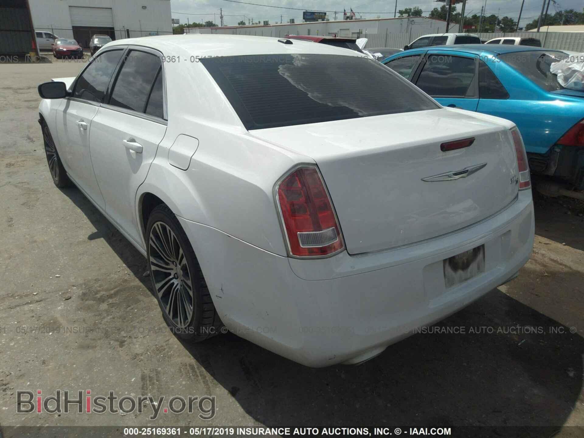 2013 CHRYSLER 300 - VIN: 2C3CCABG6DH595186 - Фото 3