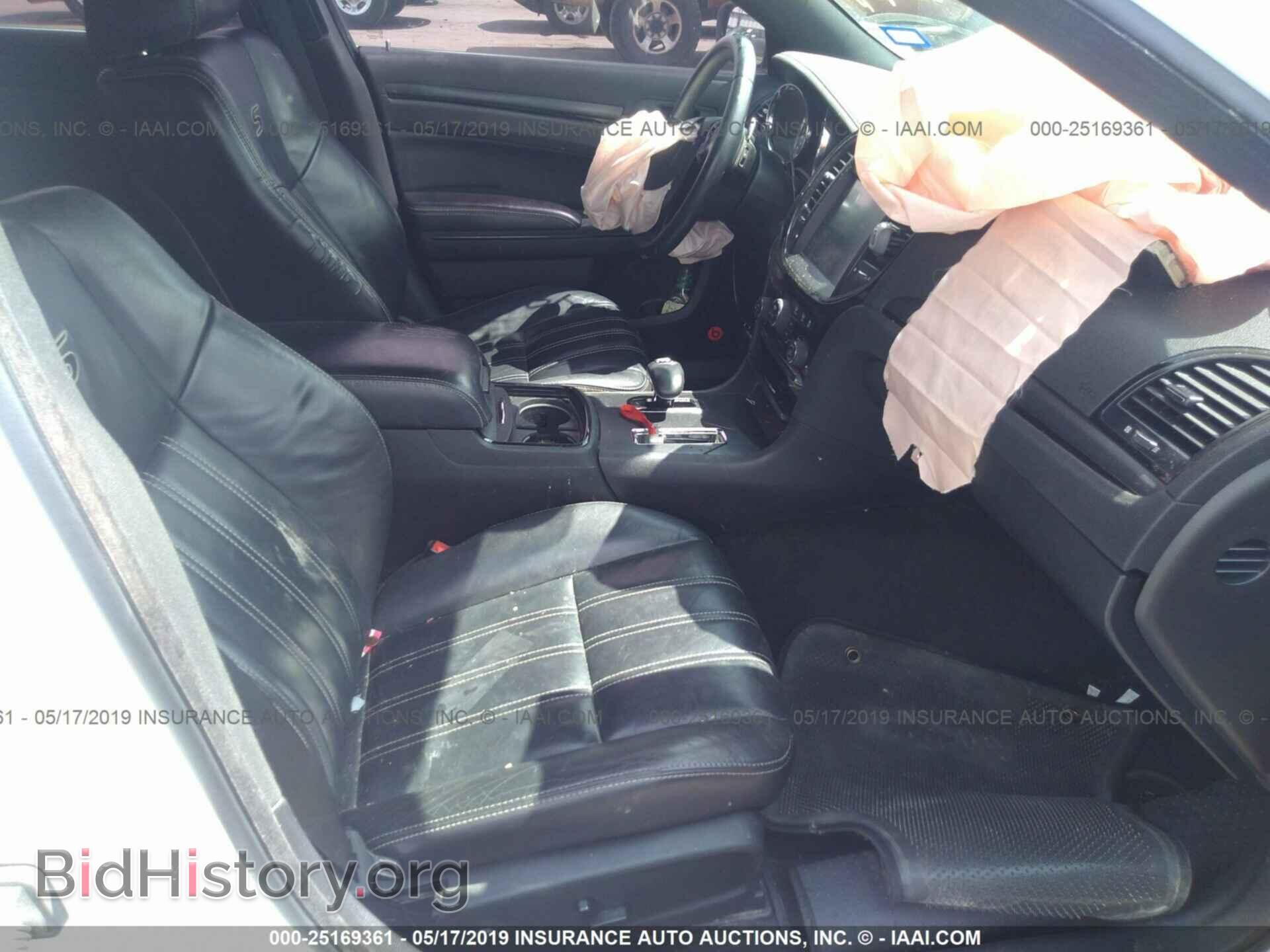 2013 CHRYSLER 300 - VIN: 2C3CCABG6DH595186 - Фото 5