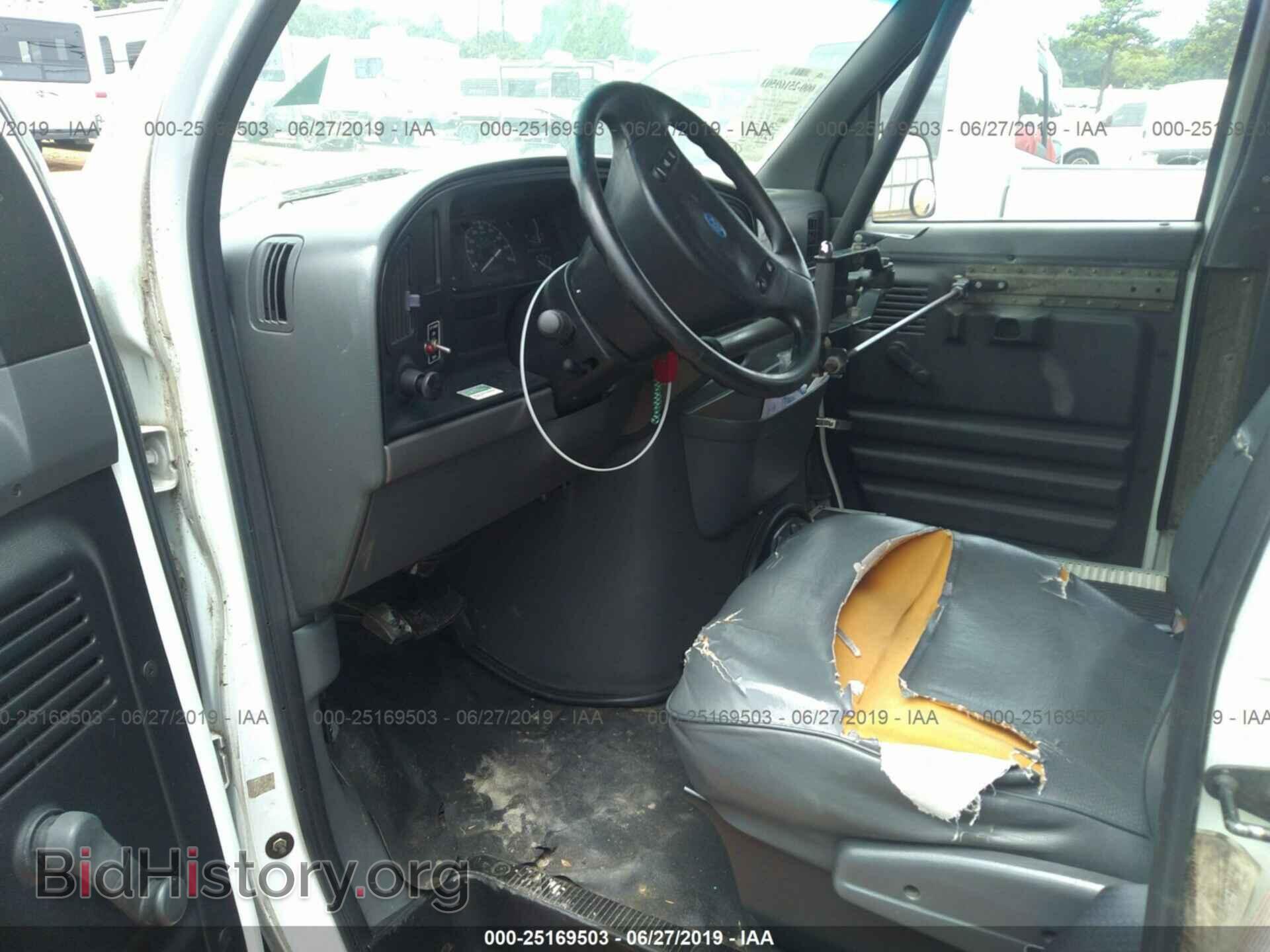 1993 FORD ECONOLINE - VIN: 1FTJS34G1PHB68278 - Photo 5