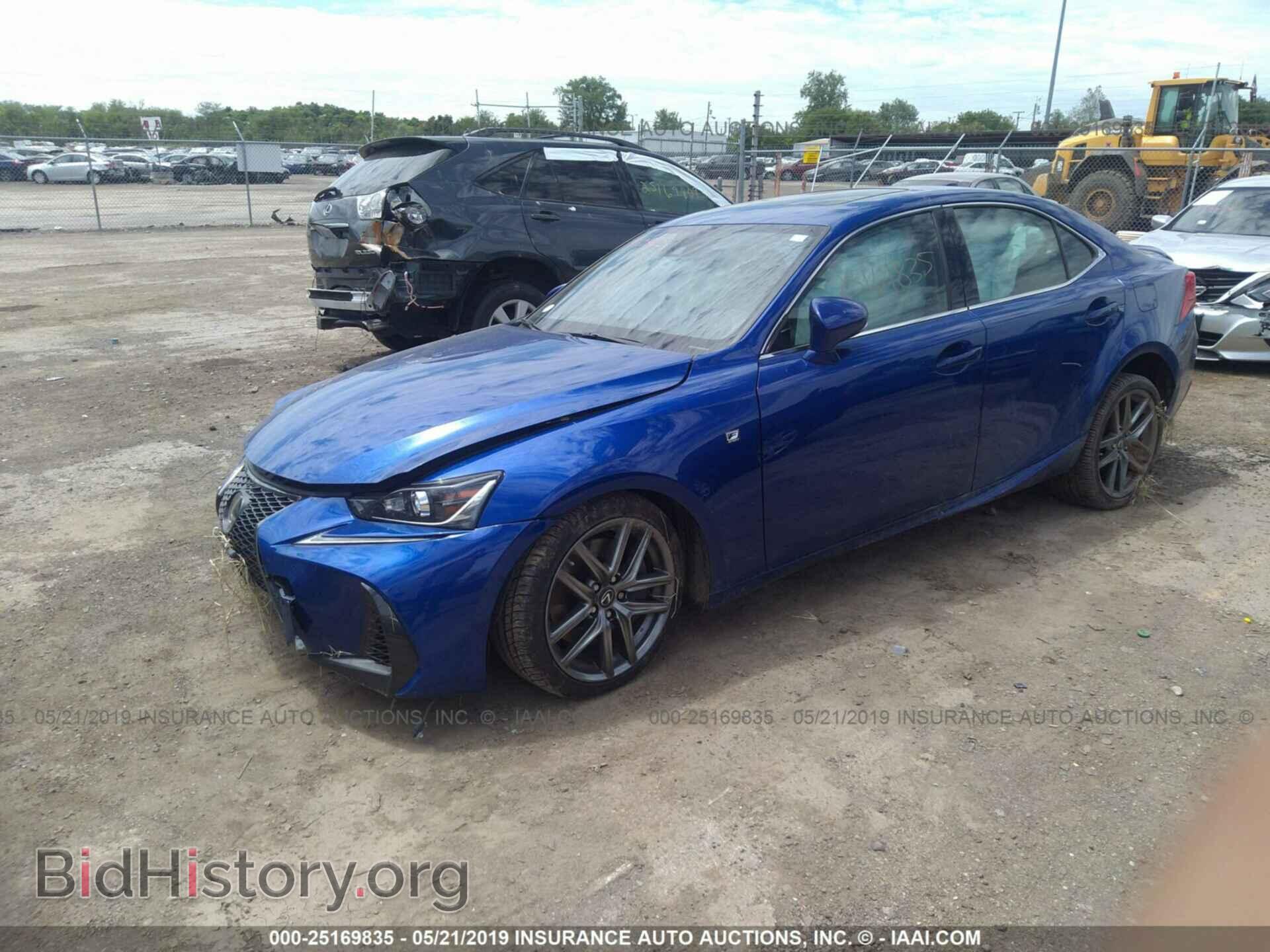 2017 LEXUS IS - VIN: JTHCM1D22H5020220 - Photo 2