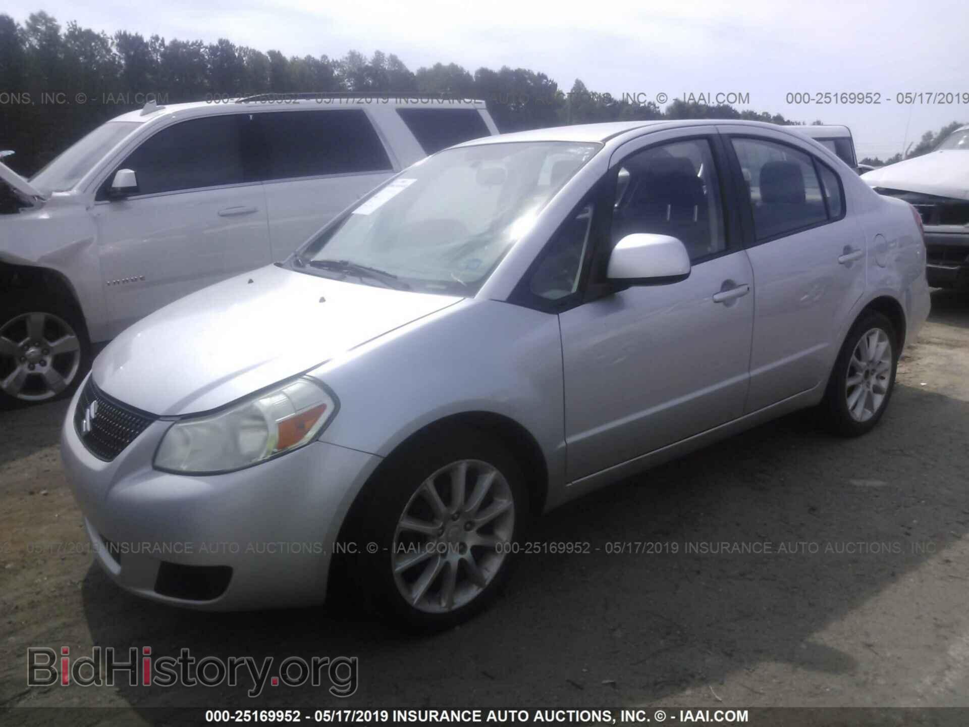 2011 SUZUKI SX4 - VIN: JS2YC5A23B6300015 - Фото 2