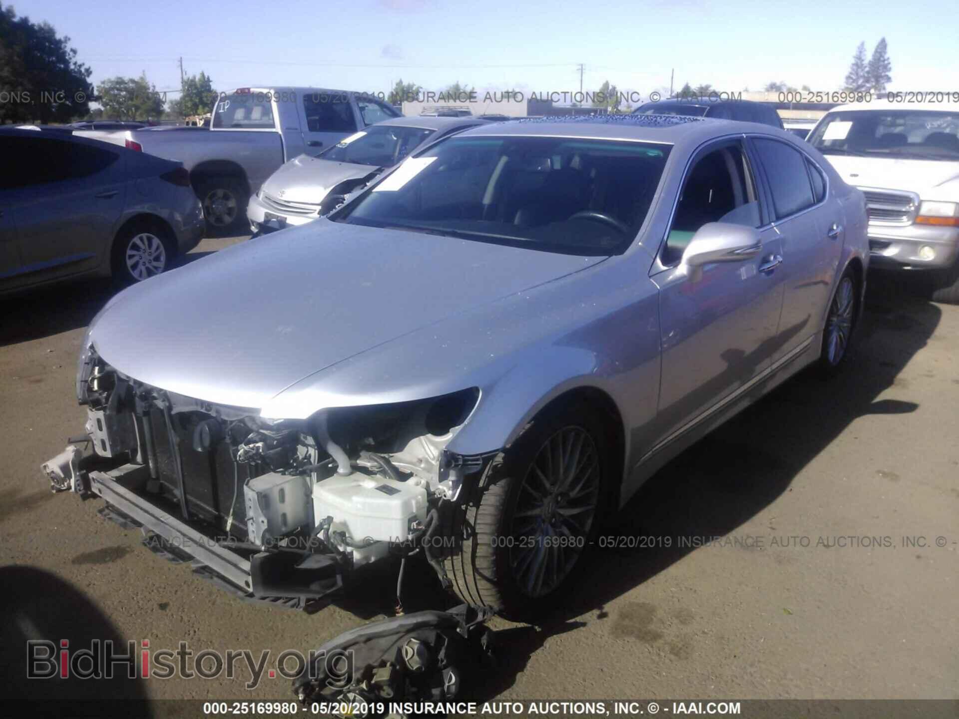 2012 LEXUS LS - VIN: JTHBL5EF6C5112592 - Photo 2
