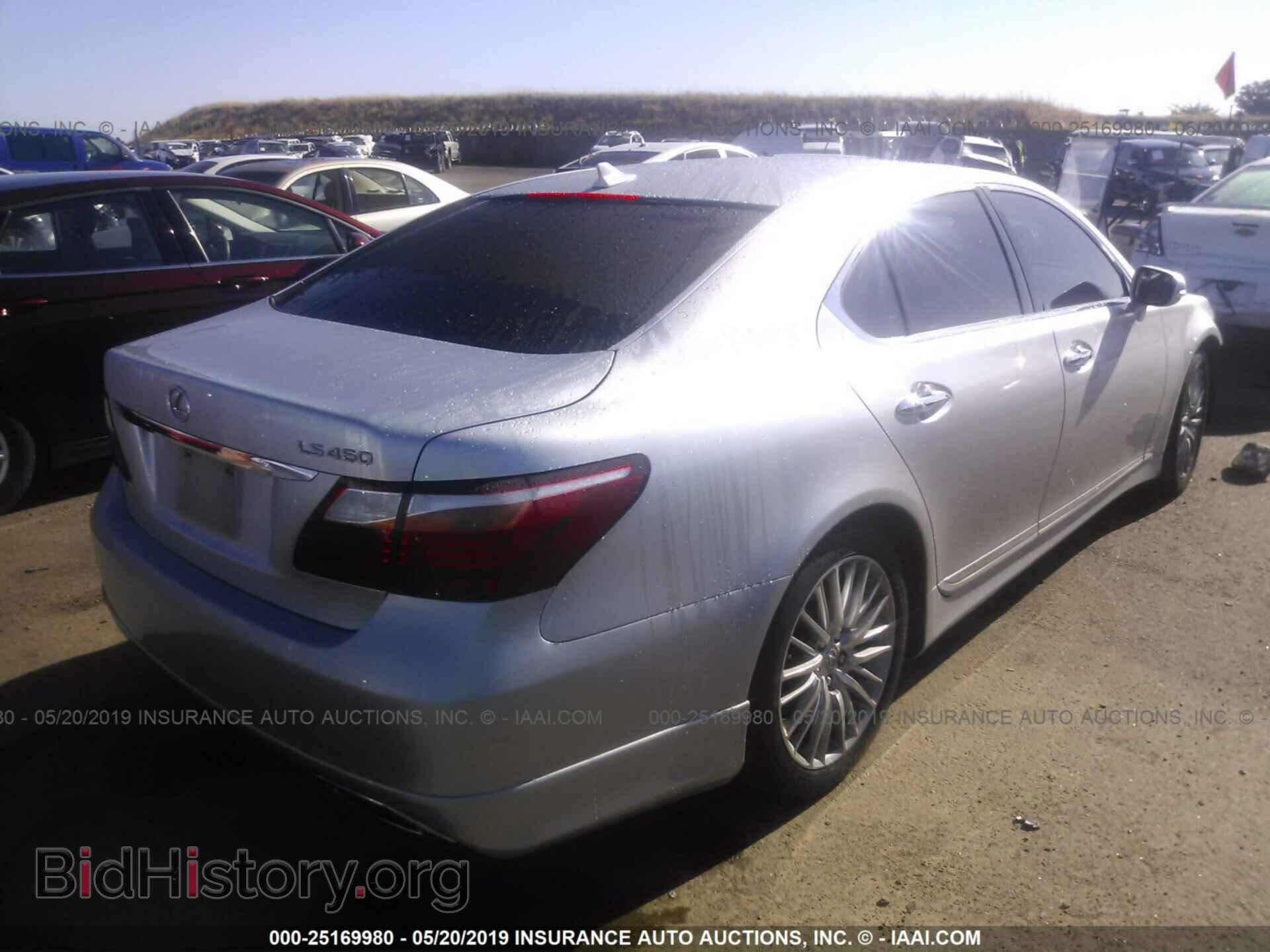 2012 LEXUS LS - VIN: JTHBL5EF6C5112592 - Photo 4
