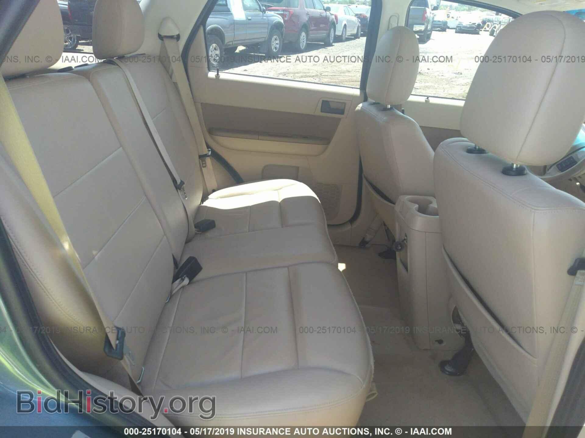 2011 FORD ESCAPE - VIN: 1FMCU0D76BKB13091 - Фото 8