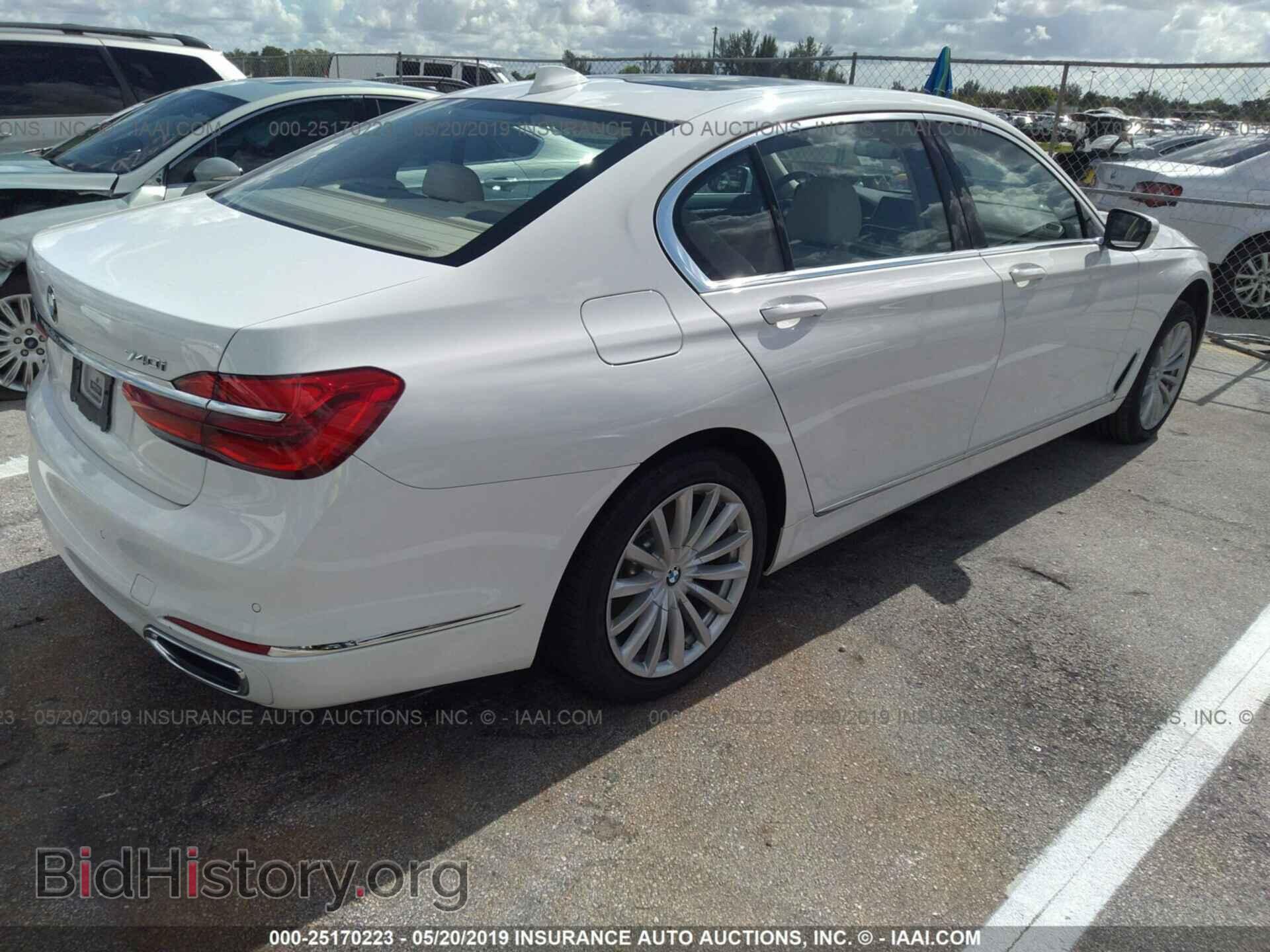 2019 BMW 740 - VIN: WBA7E2C53KB218165 - Фото 4