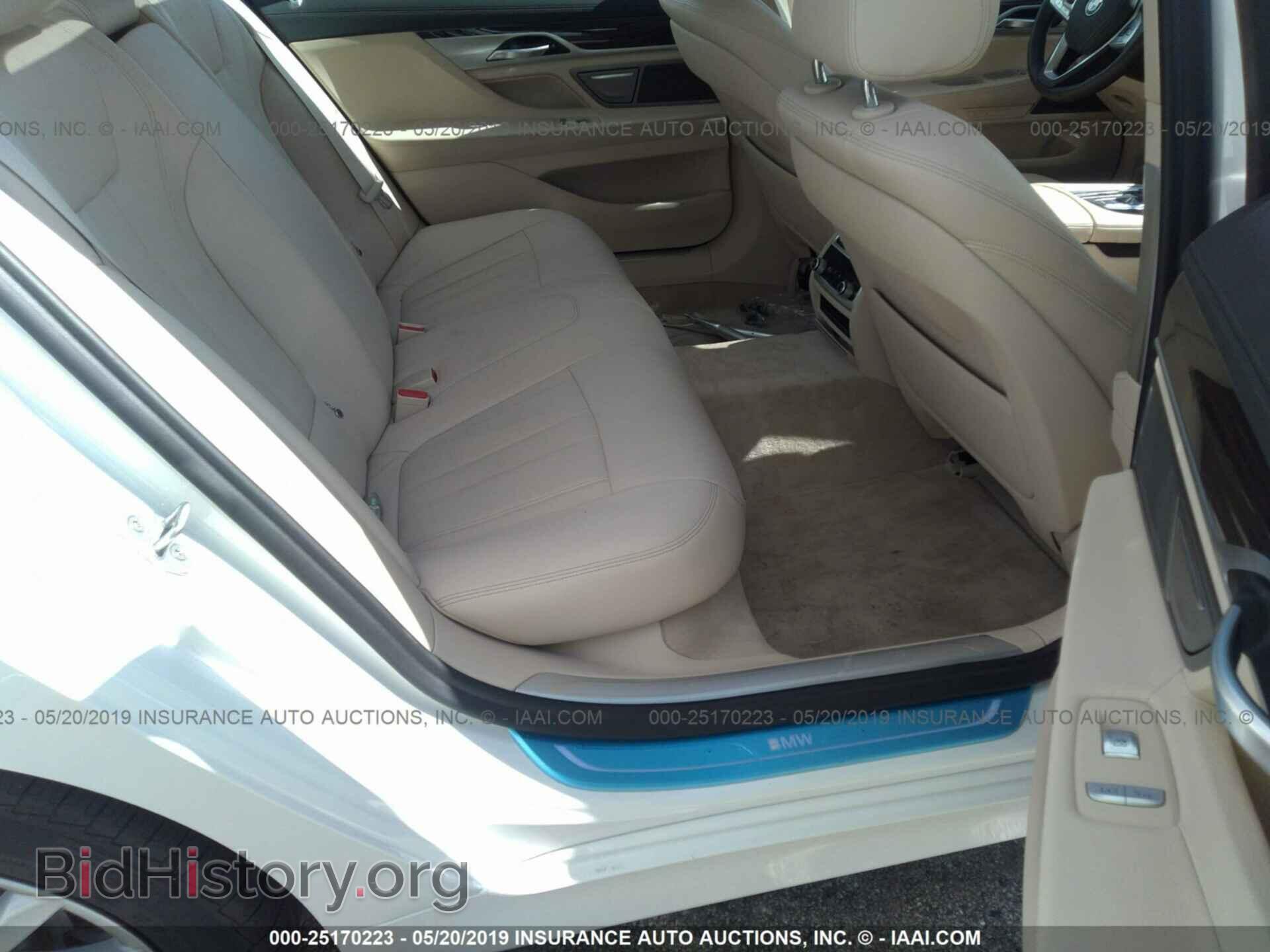 2019 BMW 740 - VIN: WBA7E2C53KB218165 - Фото 8