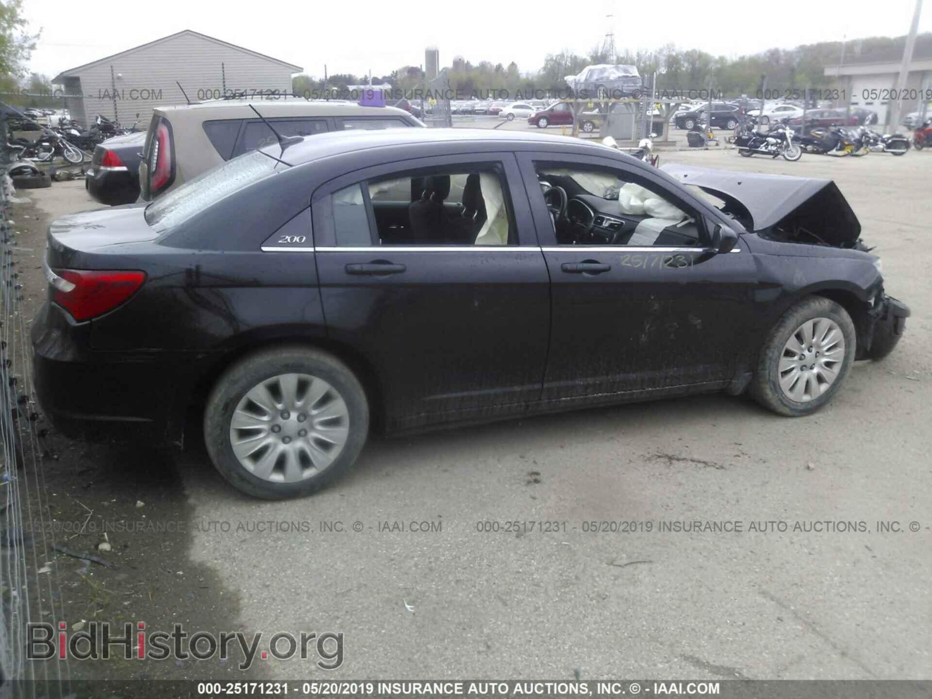 2012 CHRYSLER 200 - VIN: 1C3CCBAB2CN320884 - Фото 4