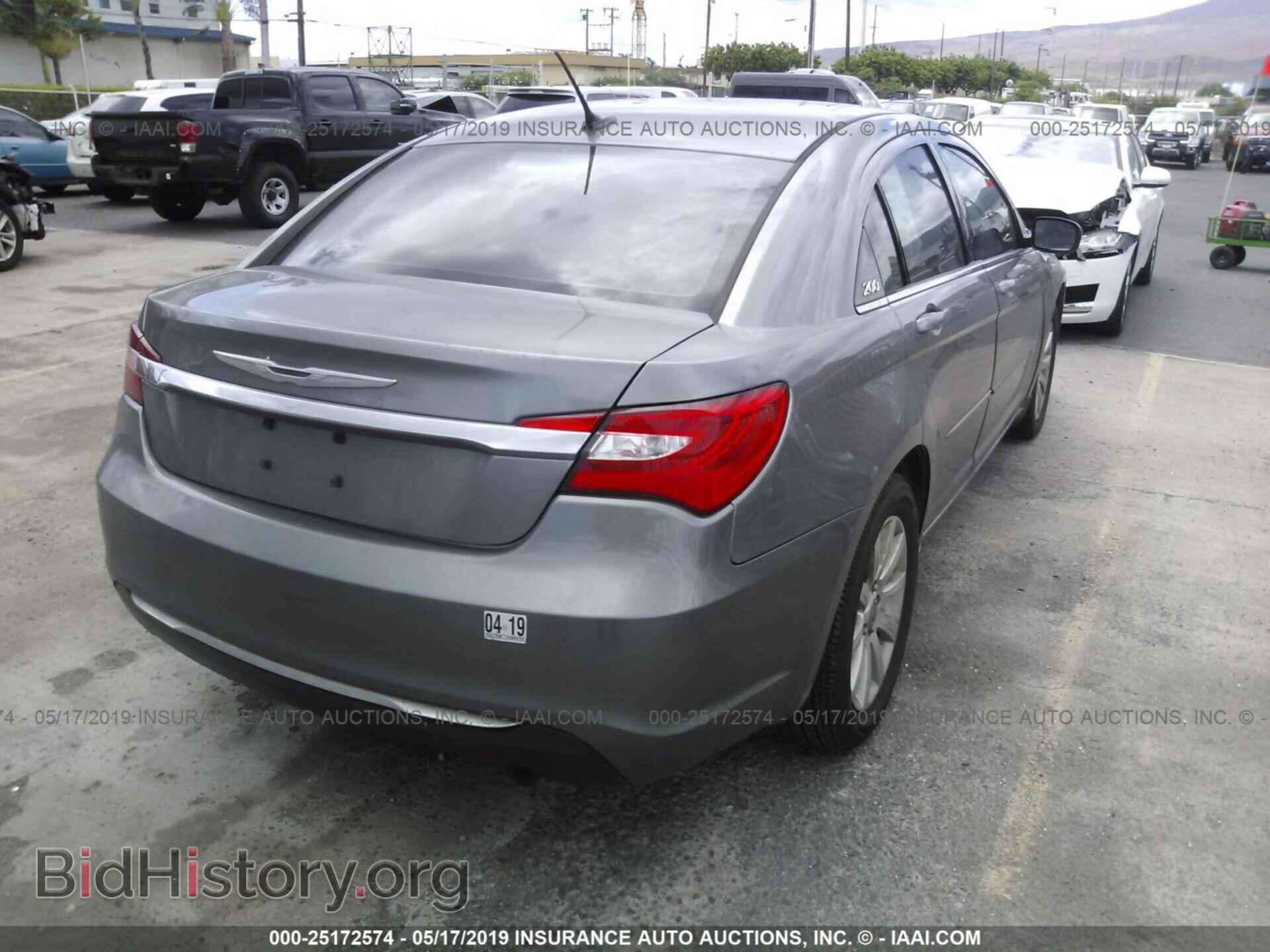 2013 CHRYSLER 200 - VIN: 1C3CCBBB7DN713876 - Фото 4