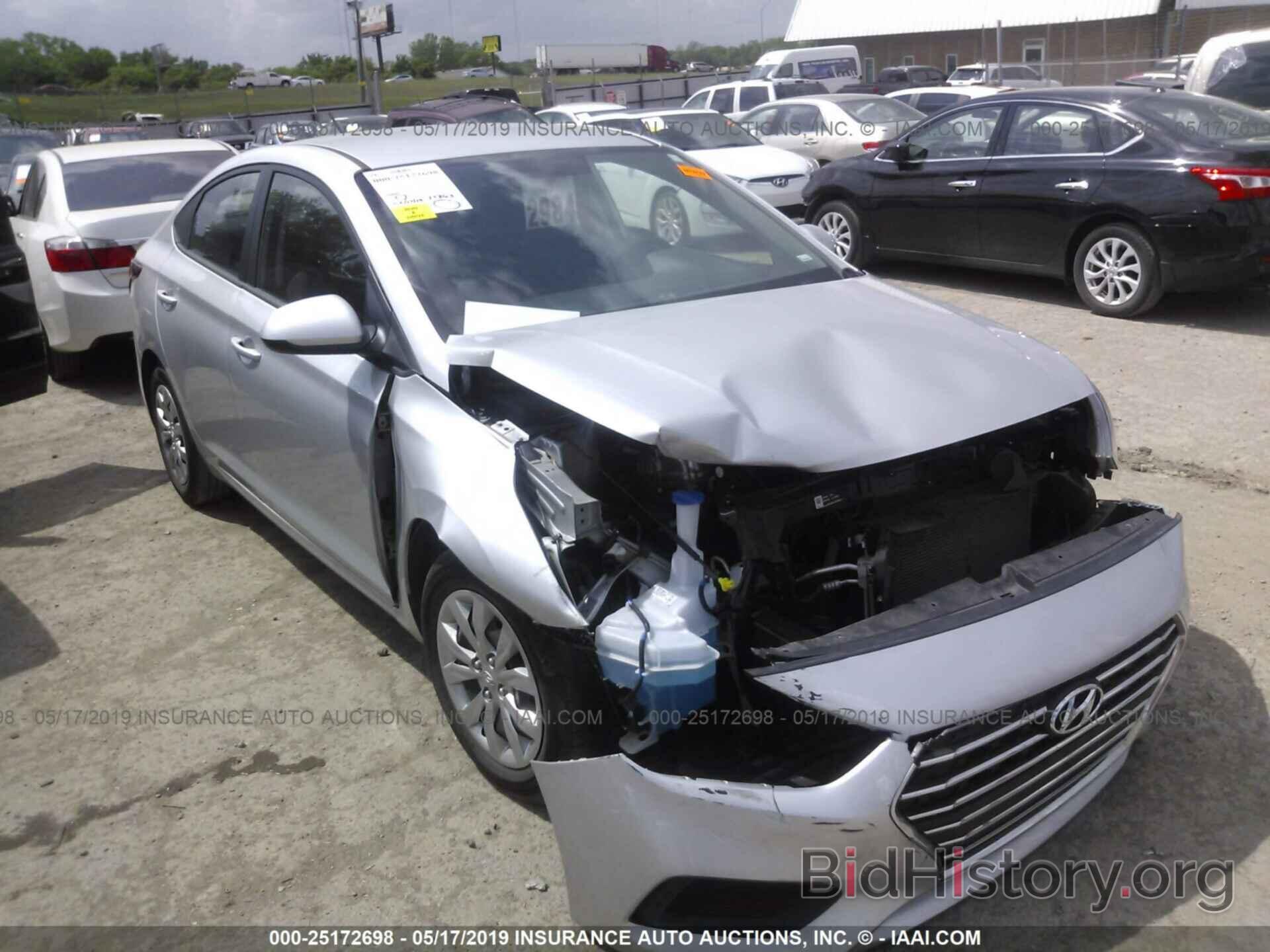 Photo 3KPC24A31KE049807 - HYUNDAI ACCENT 2019